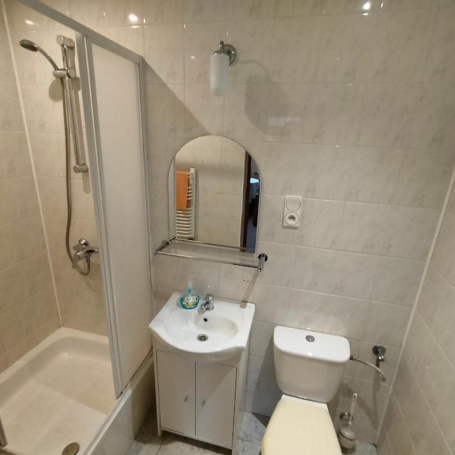 Quadruple Room Private Bathroom