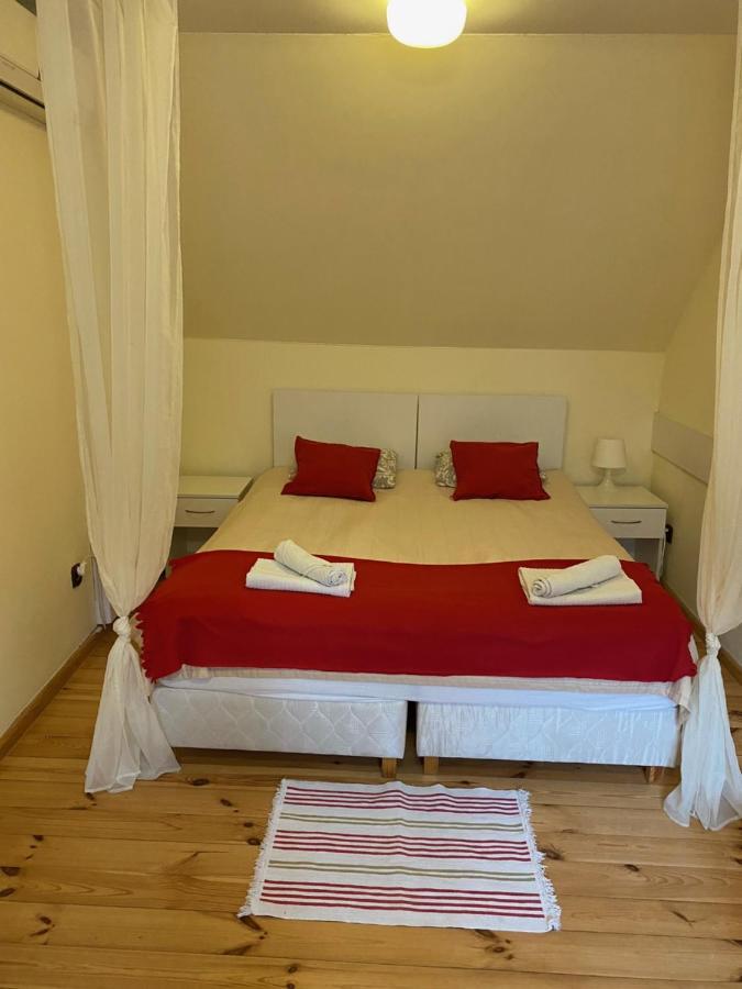Large Double Room