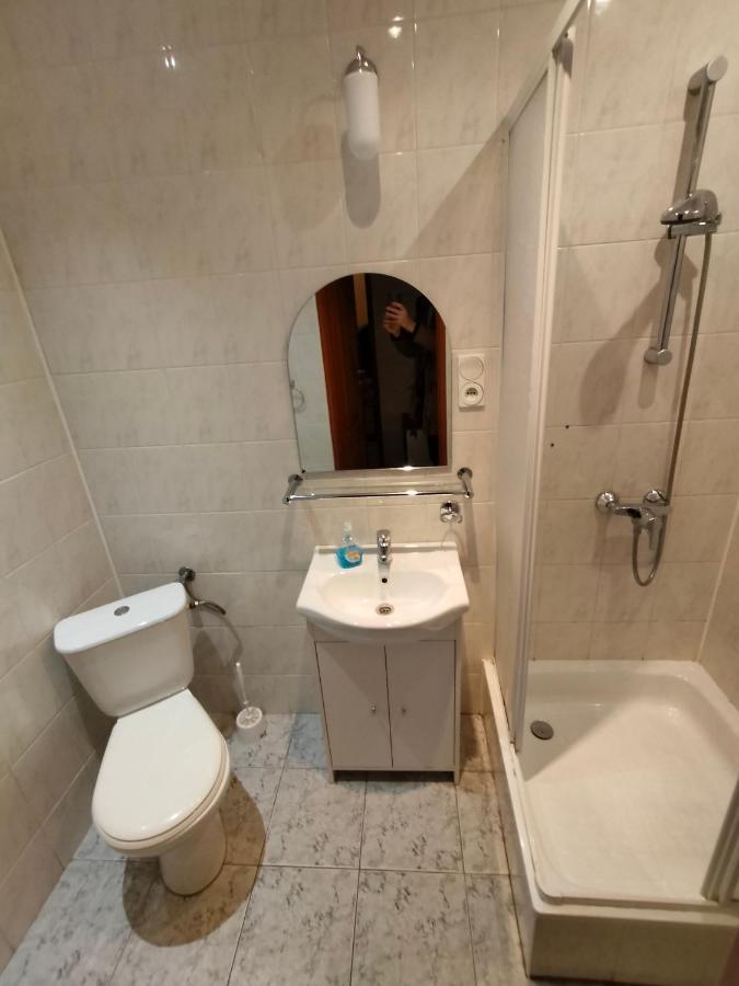 Quadruple Room Private Bathroom
