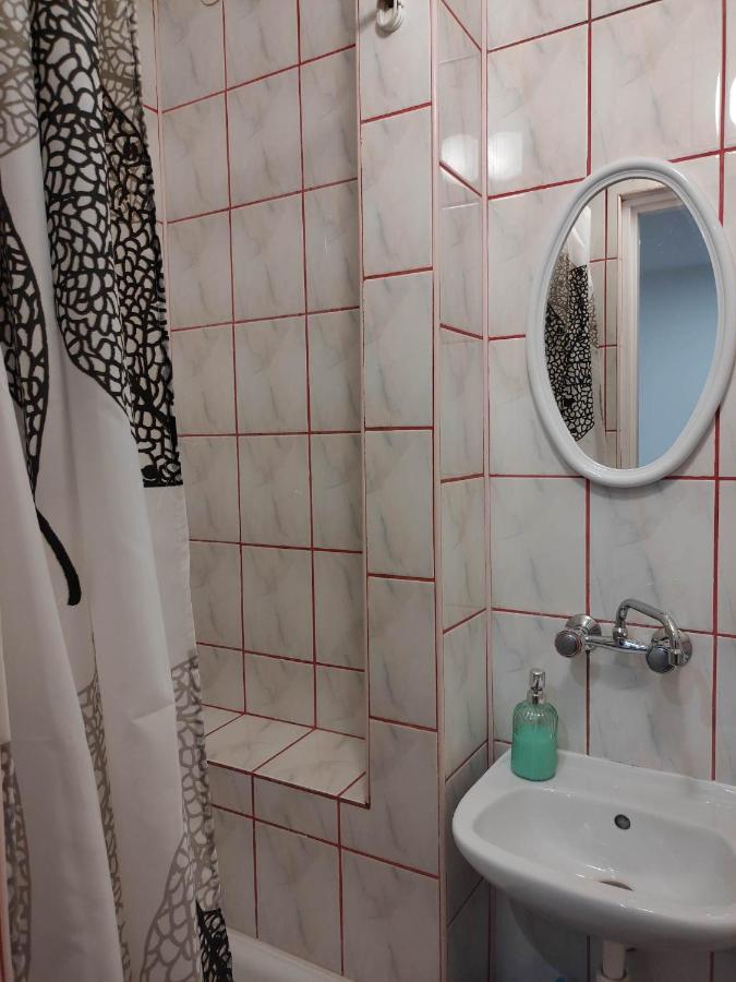 Triple Room Private Bathroom