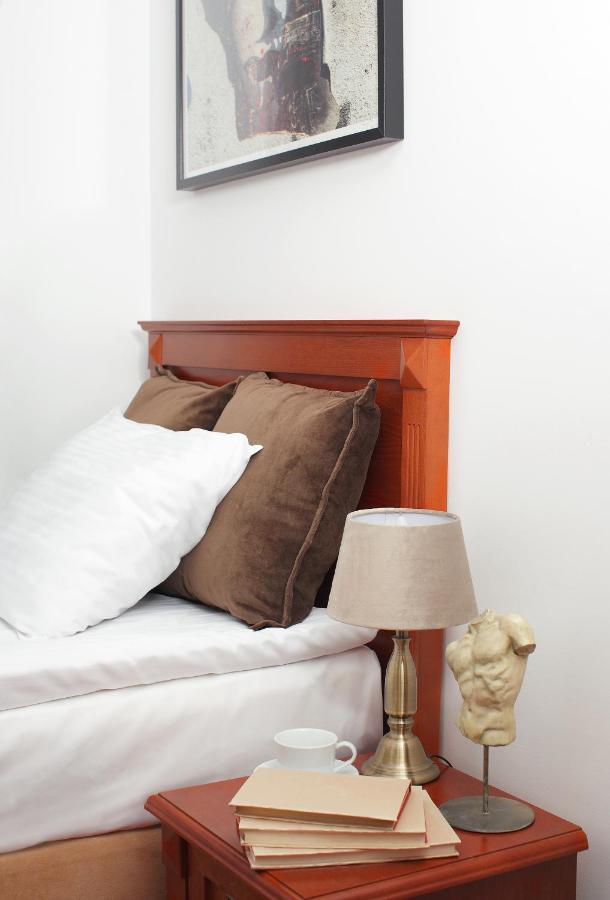 Small Single Room