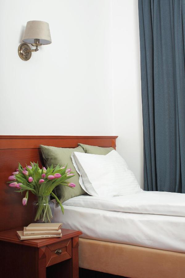 Small Twin Room