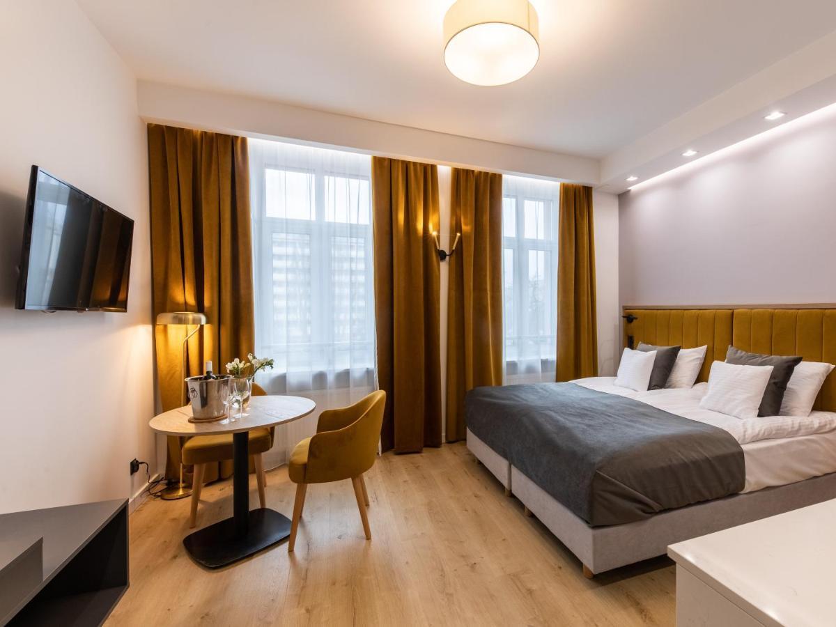 Standard King Room