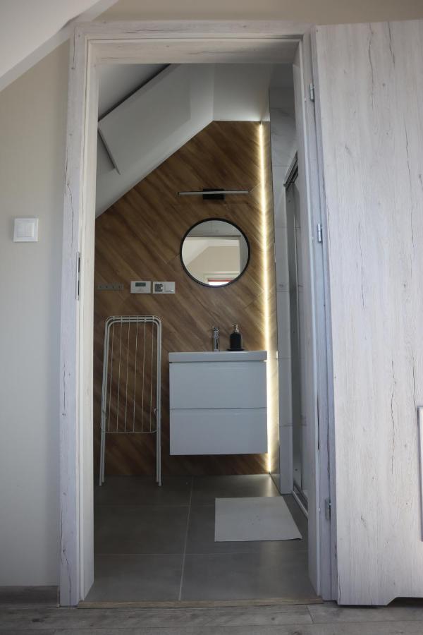 Apartment,1379453486:JPEG