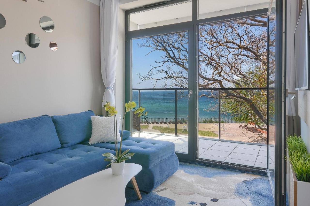 Two-Bedroom Apartment Sea View