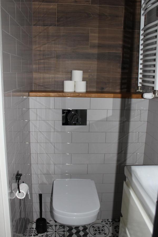 Triple Room Bathroom