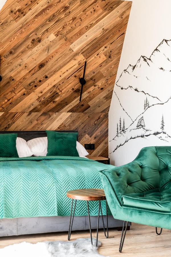 Double Room Mountain View