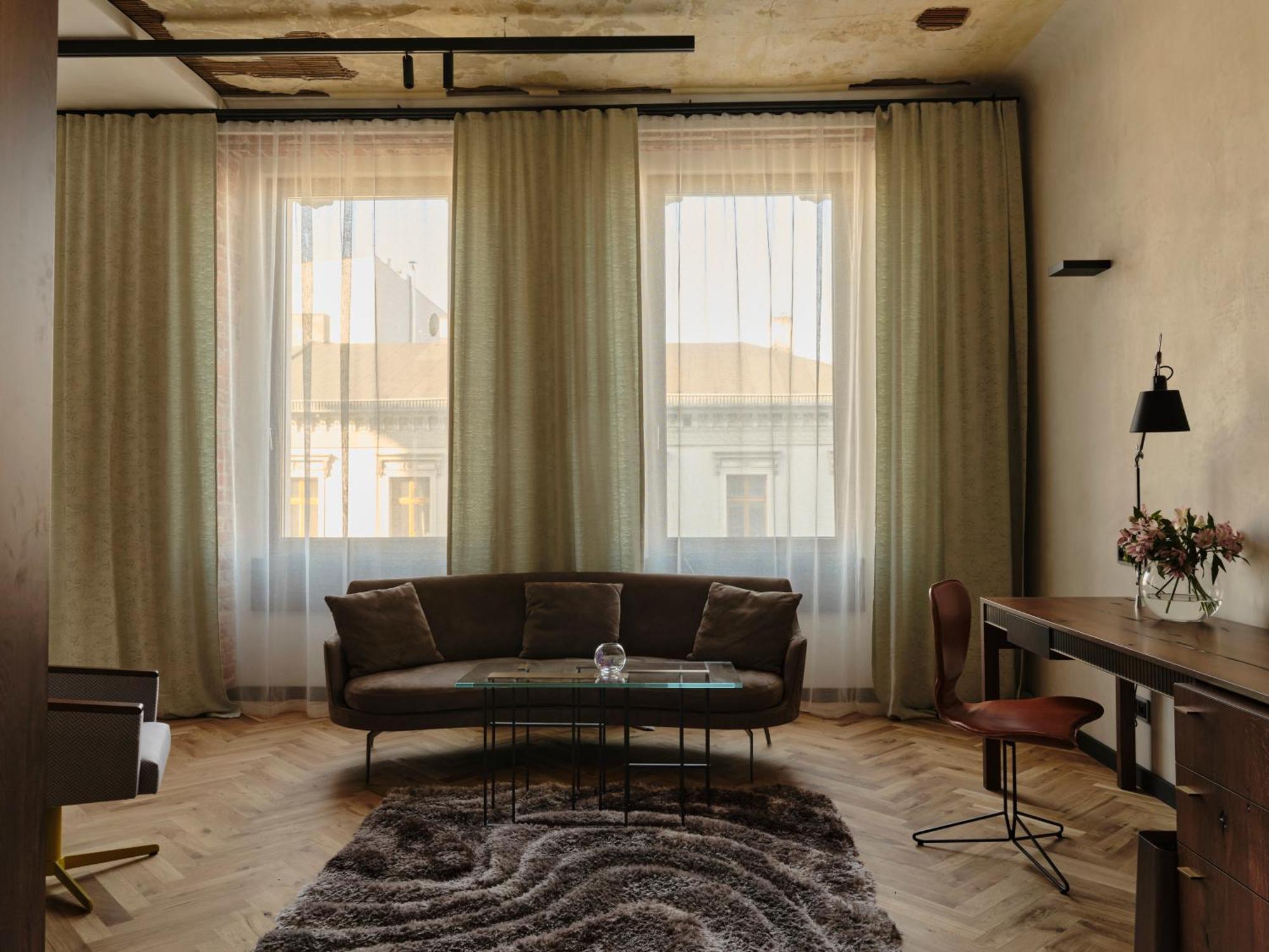 Standard Apartment