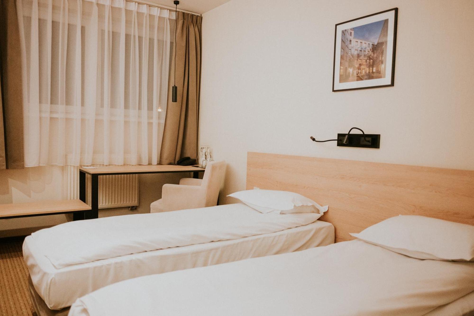 Large Twin Room