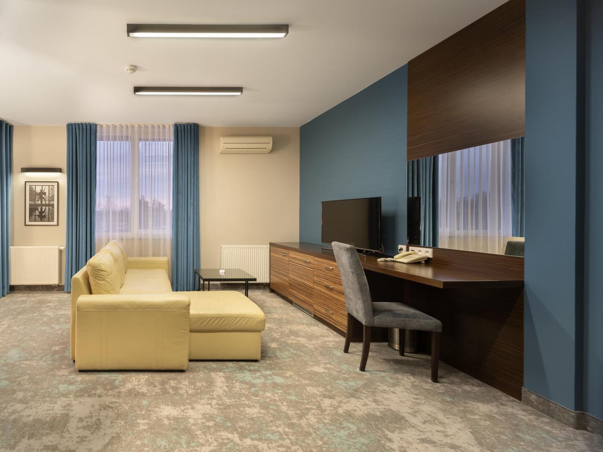 Junior Suite Lake View