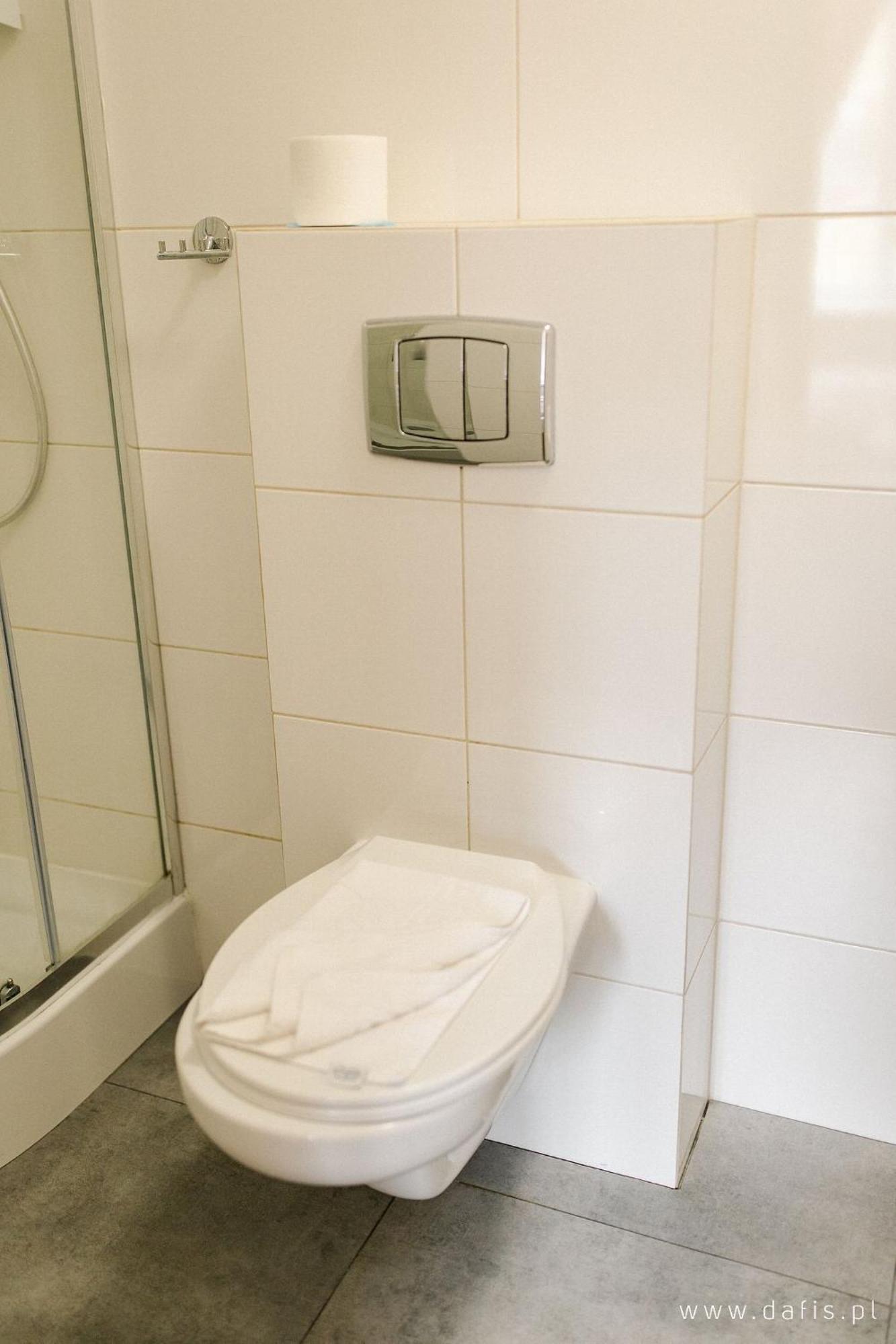 Quadruple Room Bathroom