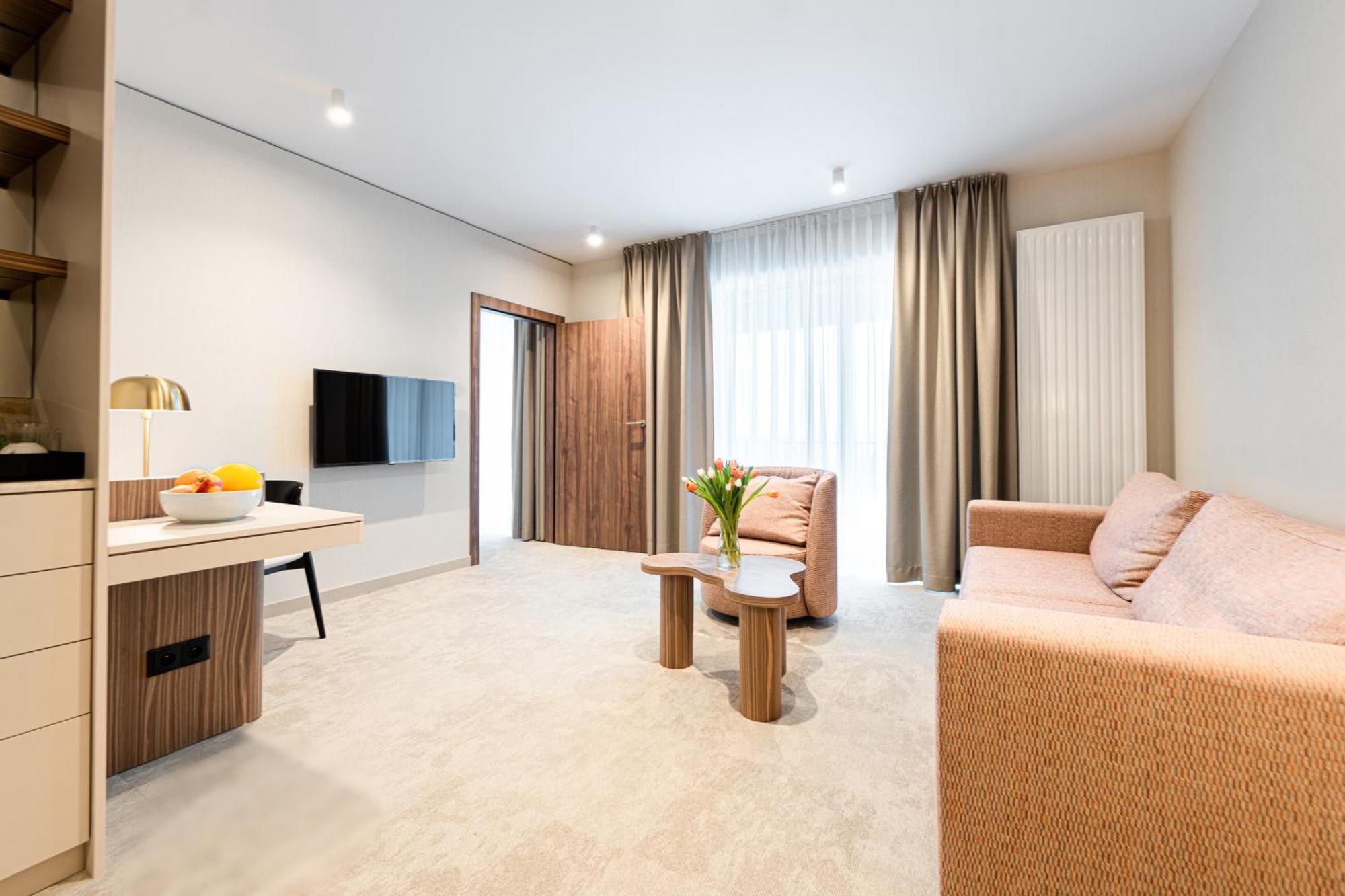 Superior One-Bedroom Apartment Balcony