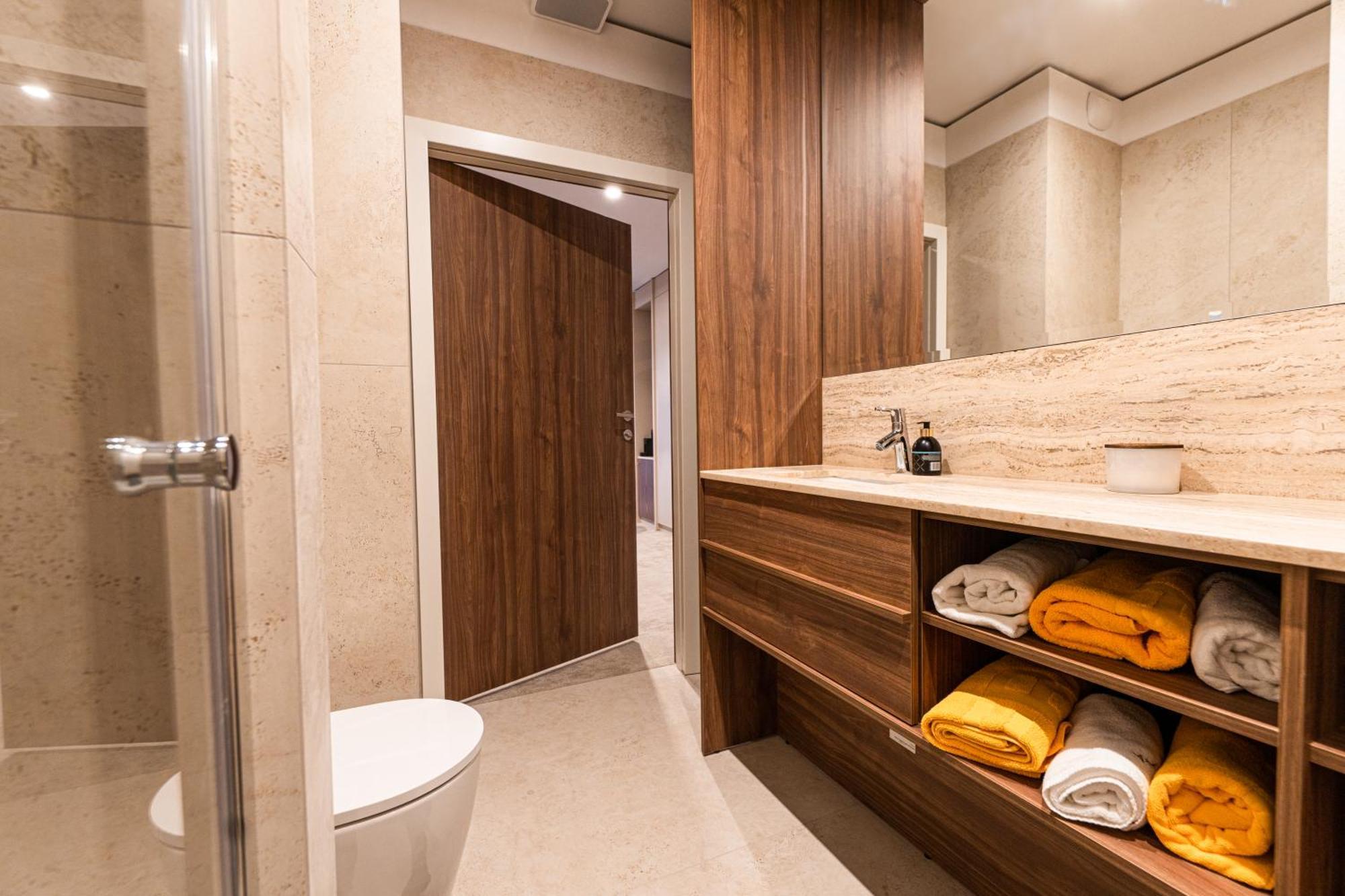 Superior One-Bedroom Apartment Balcony