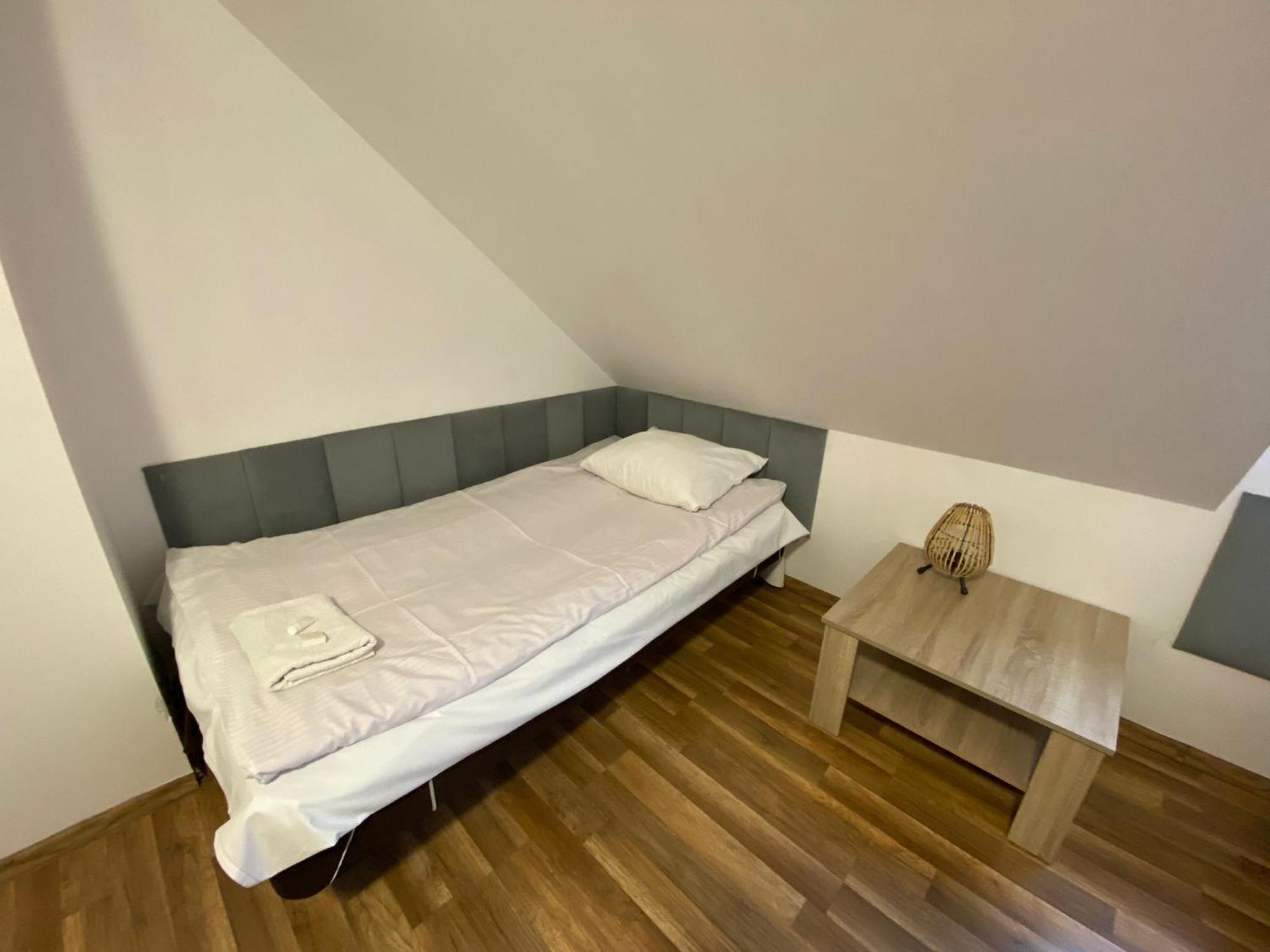 Double Room Private Bathroom