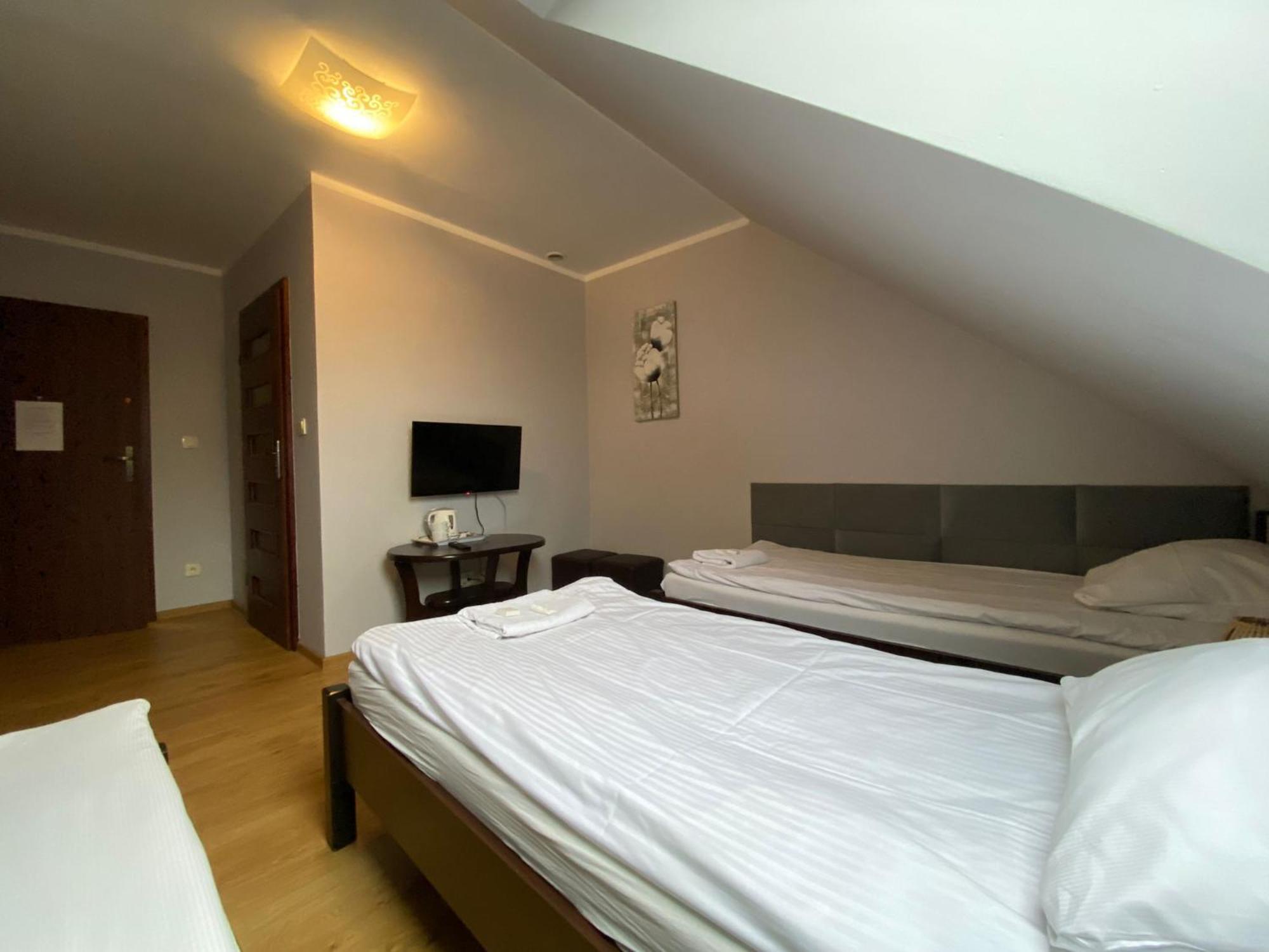 Triple Room Private Bathroom