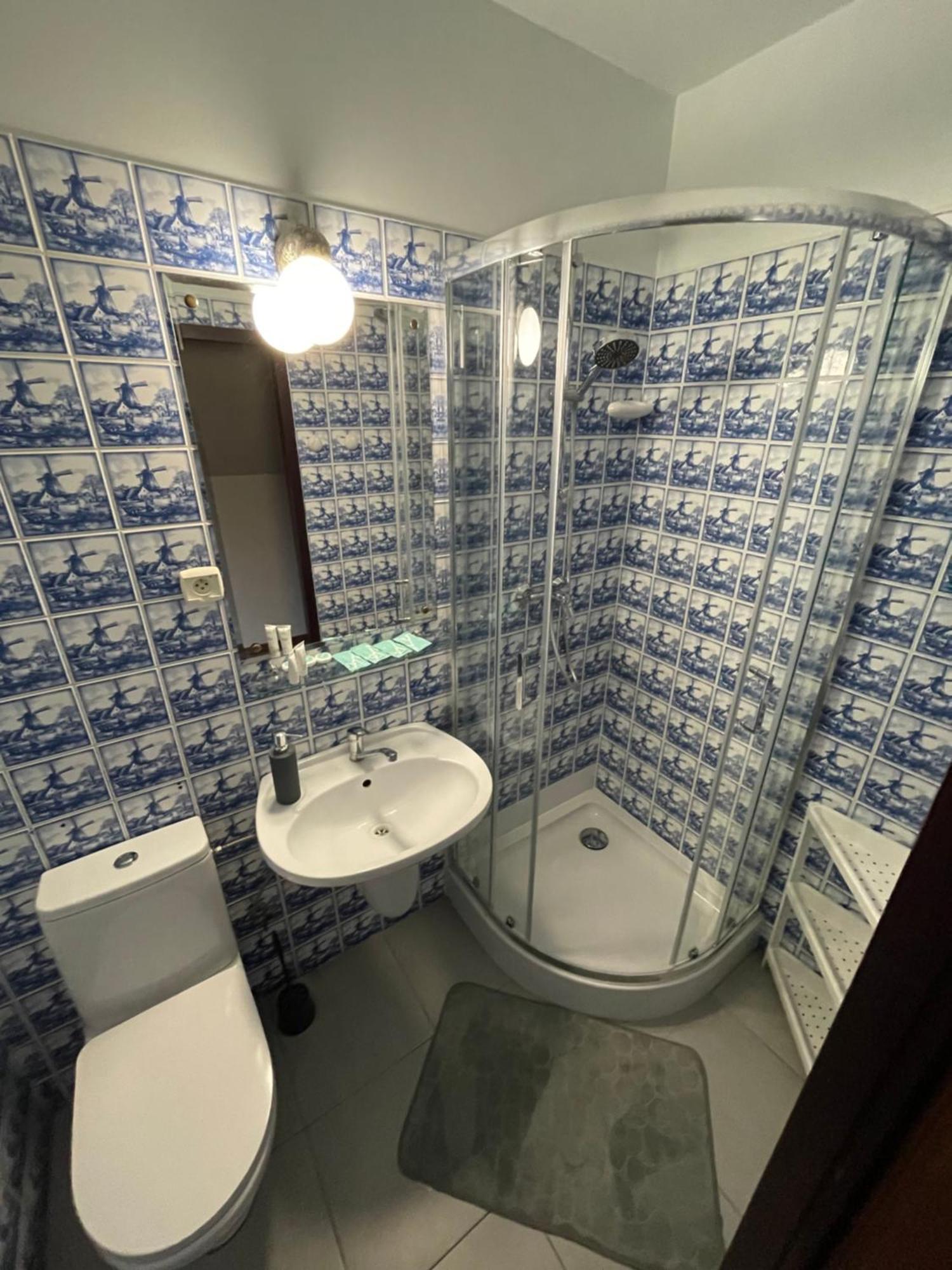 Large Double Room