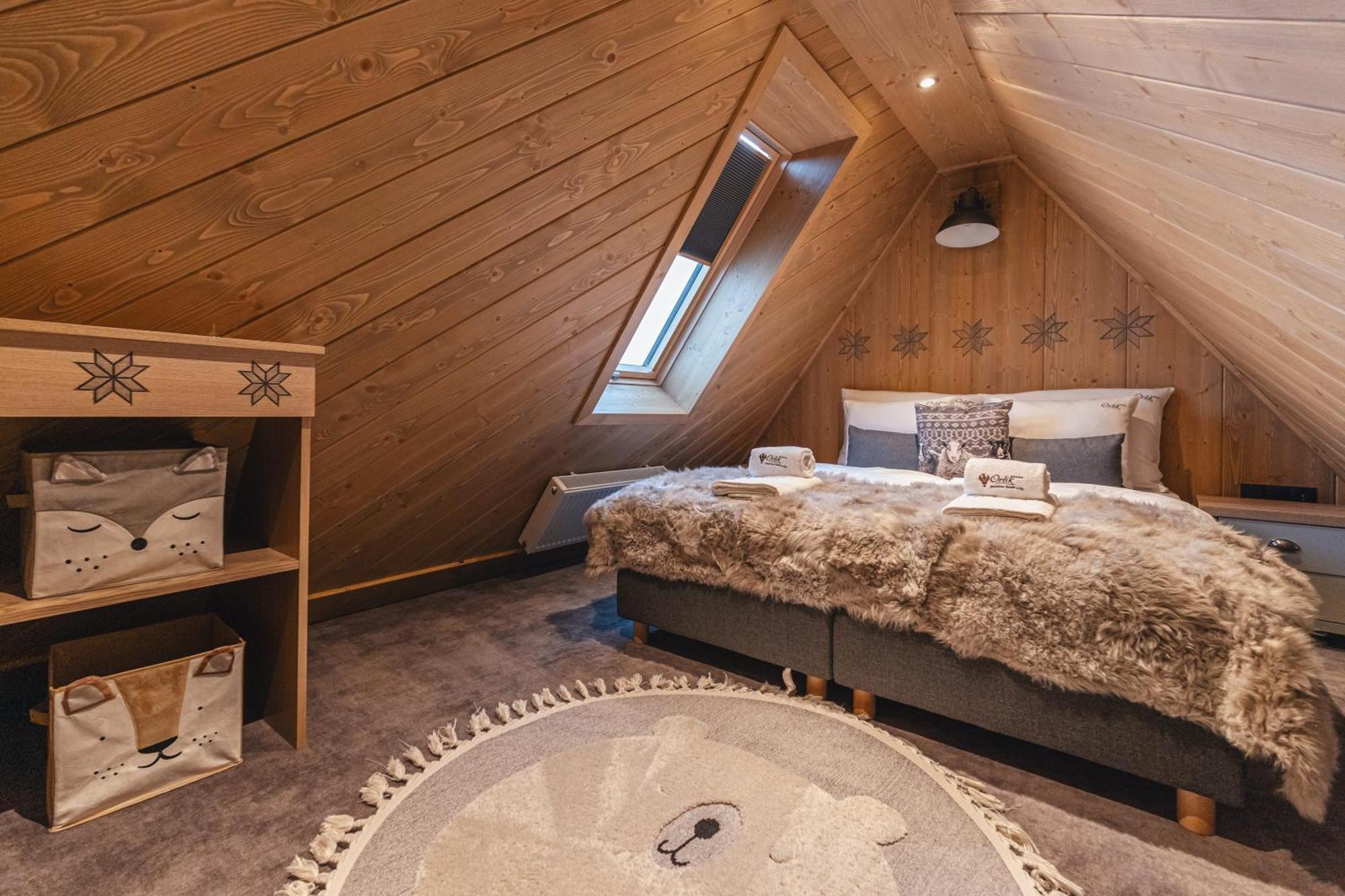 Two-Bedroom Apartment Annex