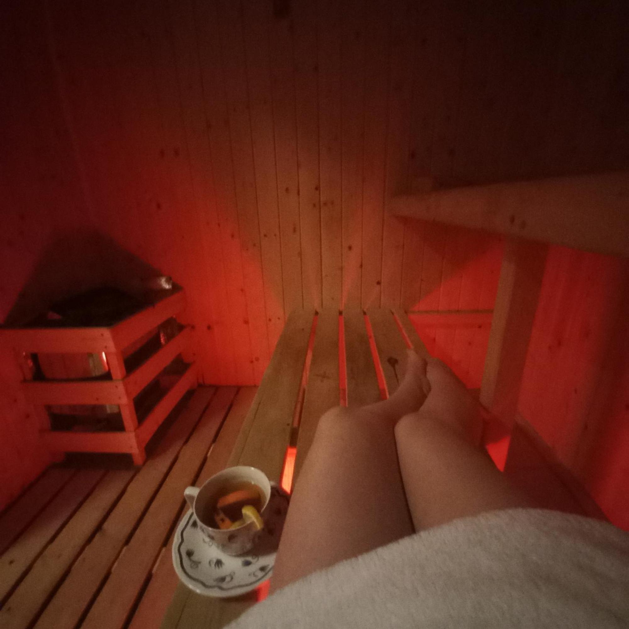 Standard Single Room Shower