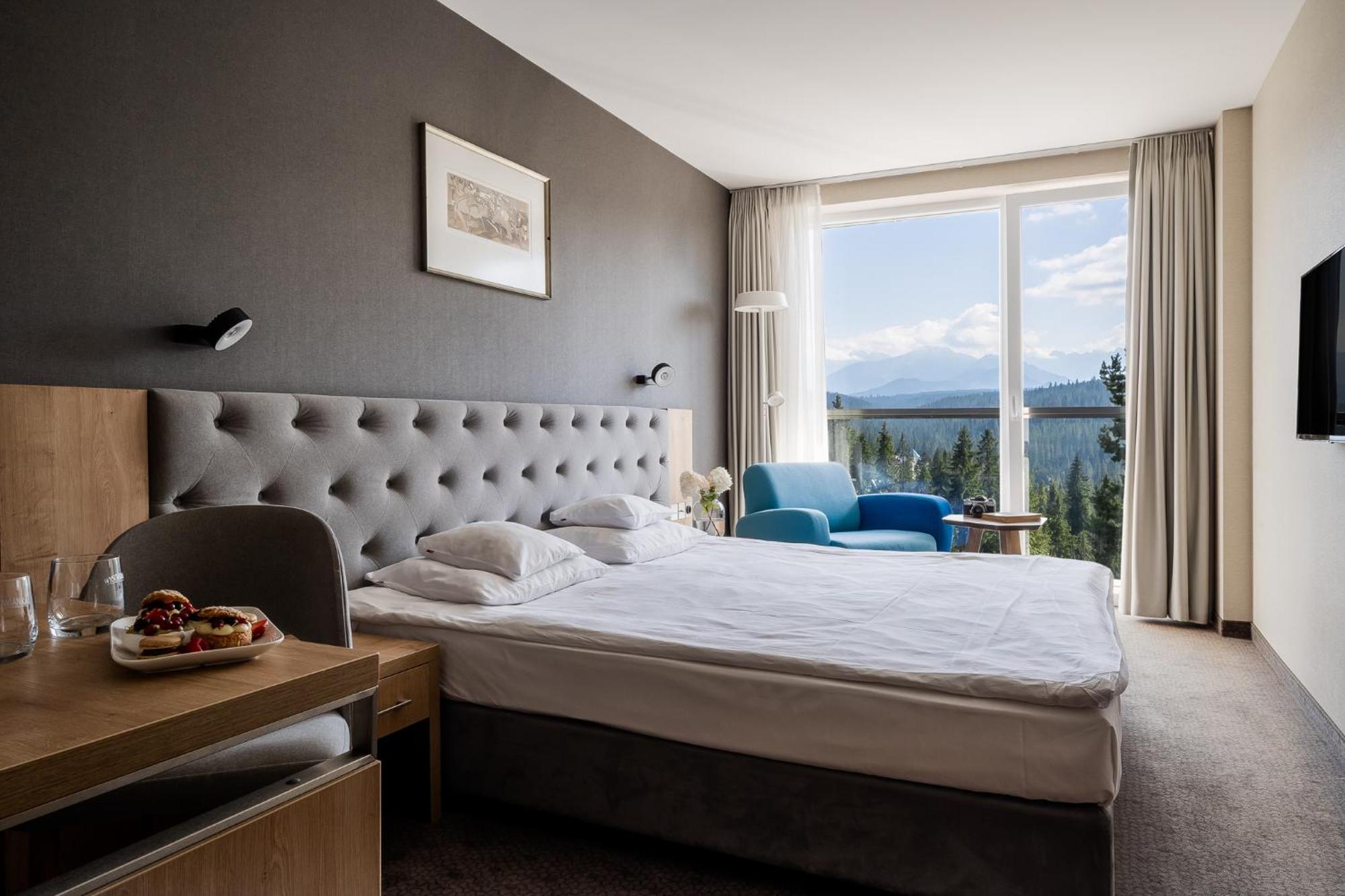 Classic Double Room Mountain View