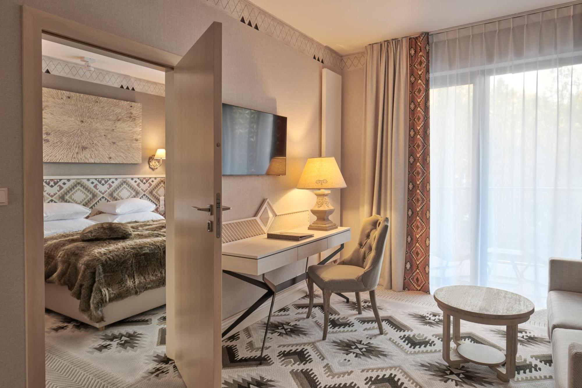 Aries Junior Suite