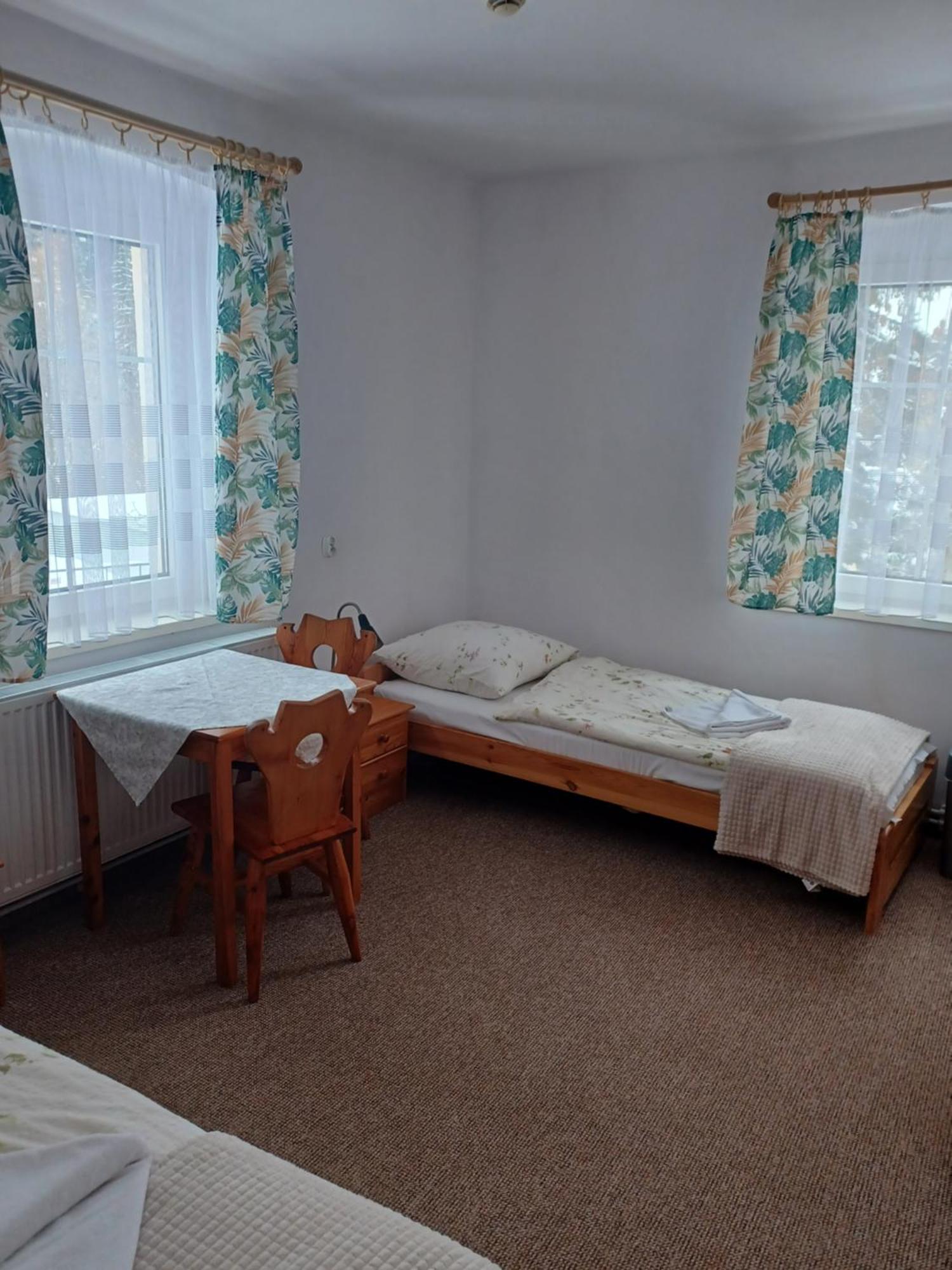 Double Room Private Bathroom