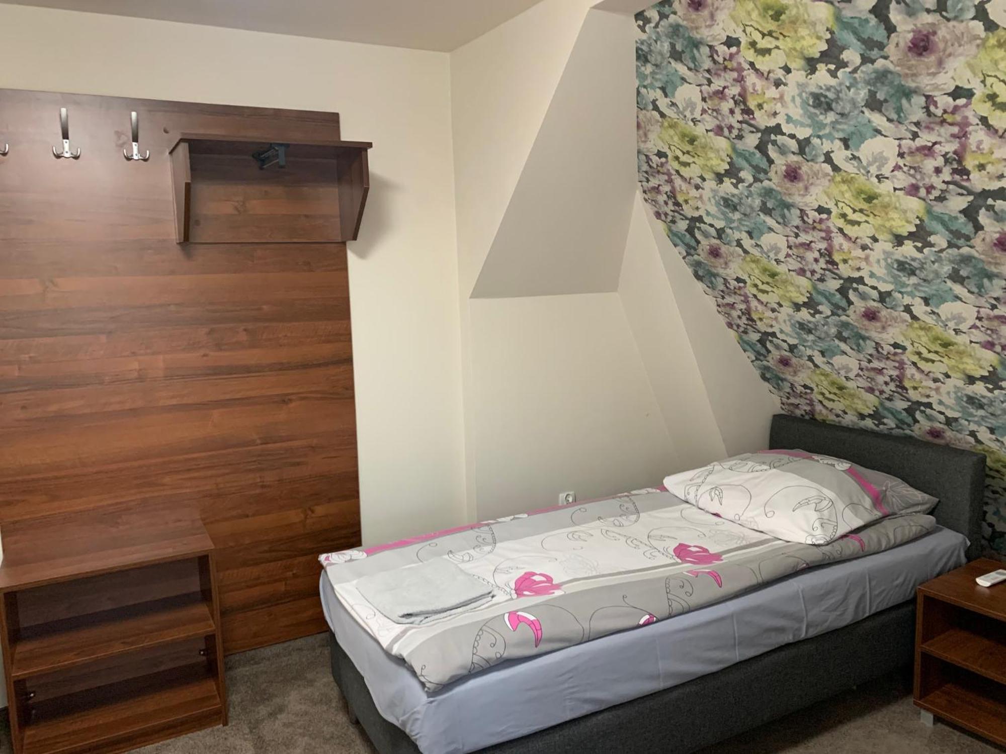 Economy Quadruple Room
