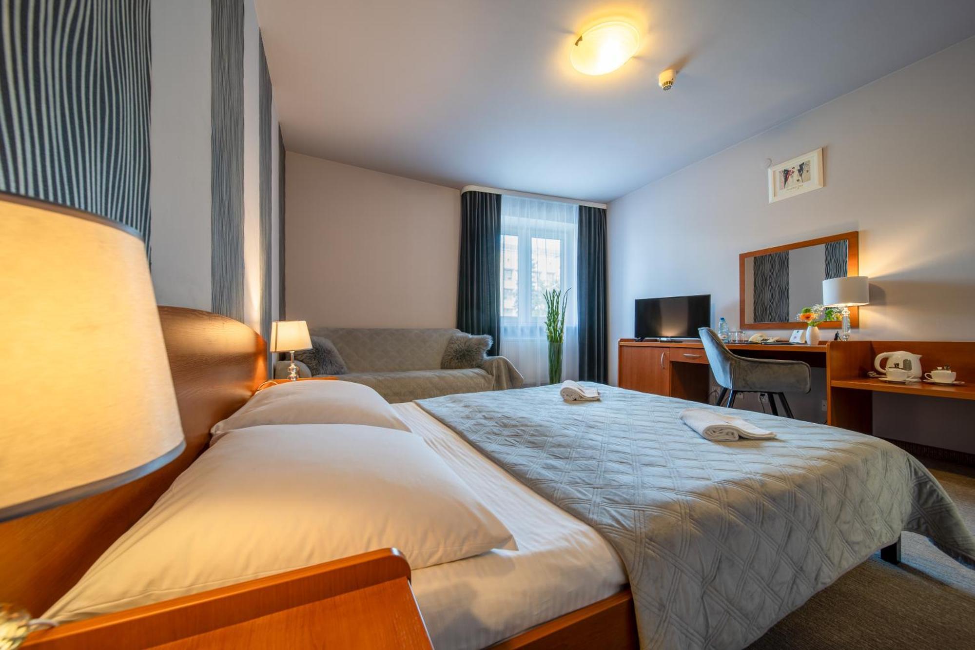 Large Double Room