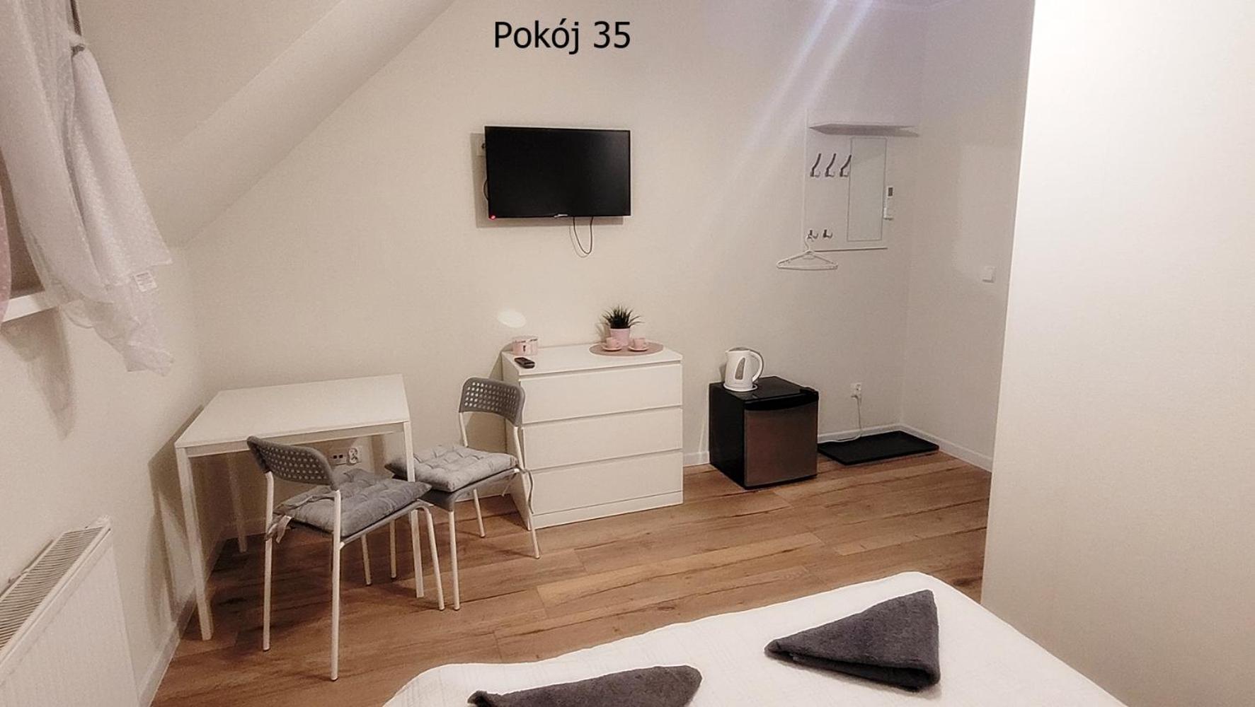 Double Room Private Bathroom