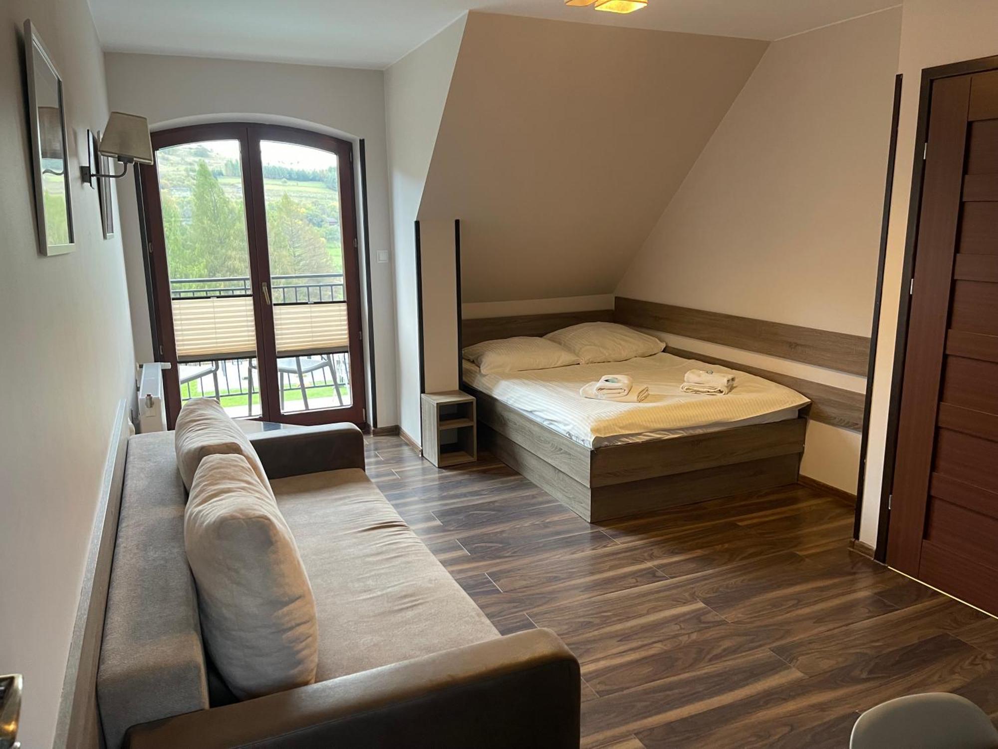 Double Room Mountain View