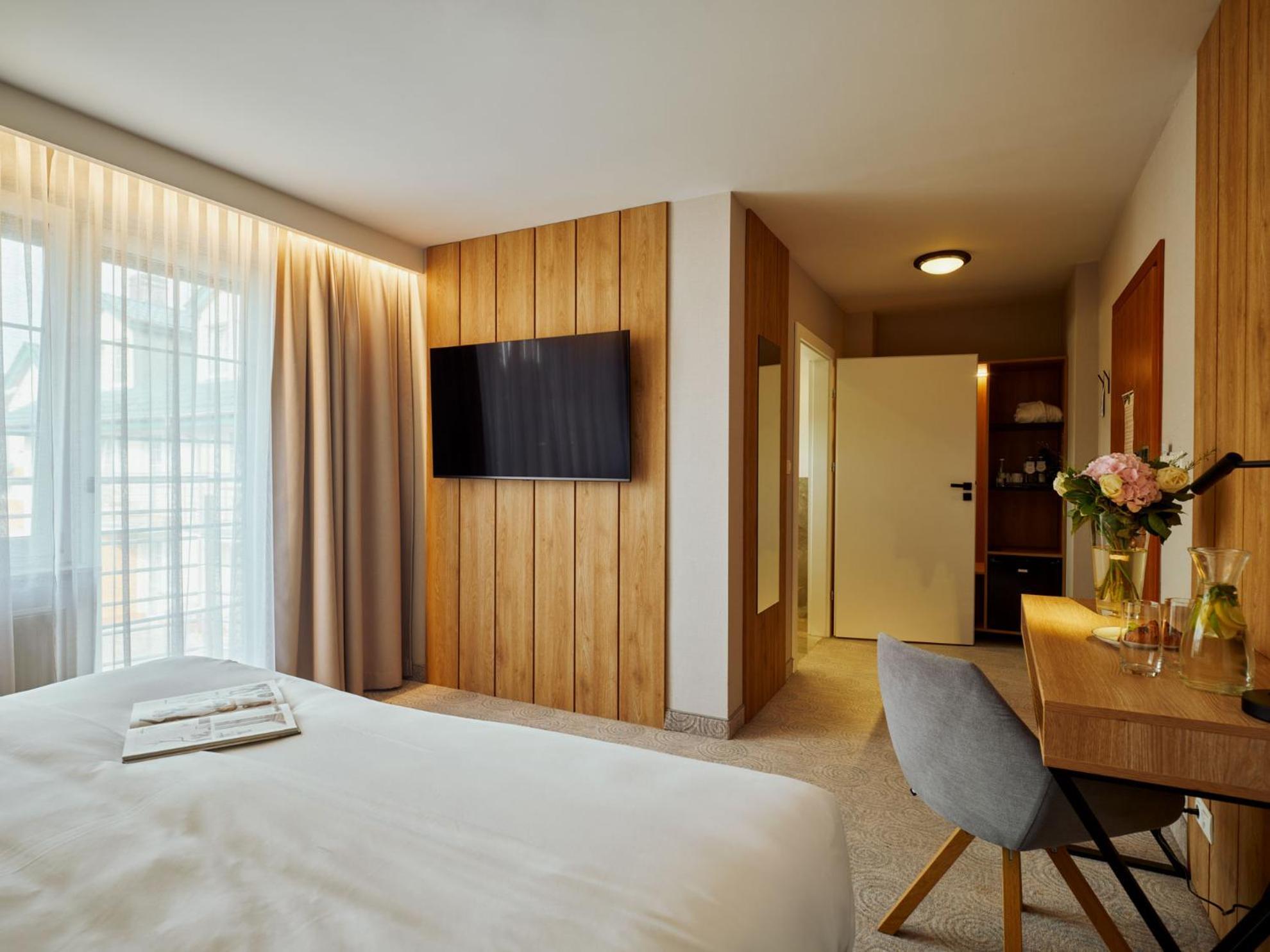 King Room