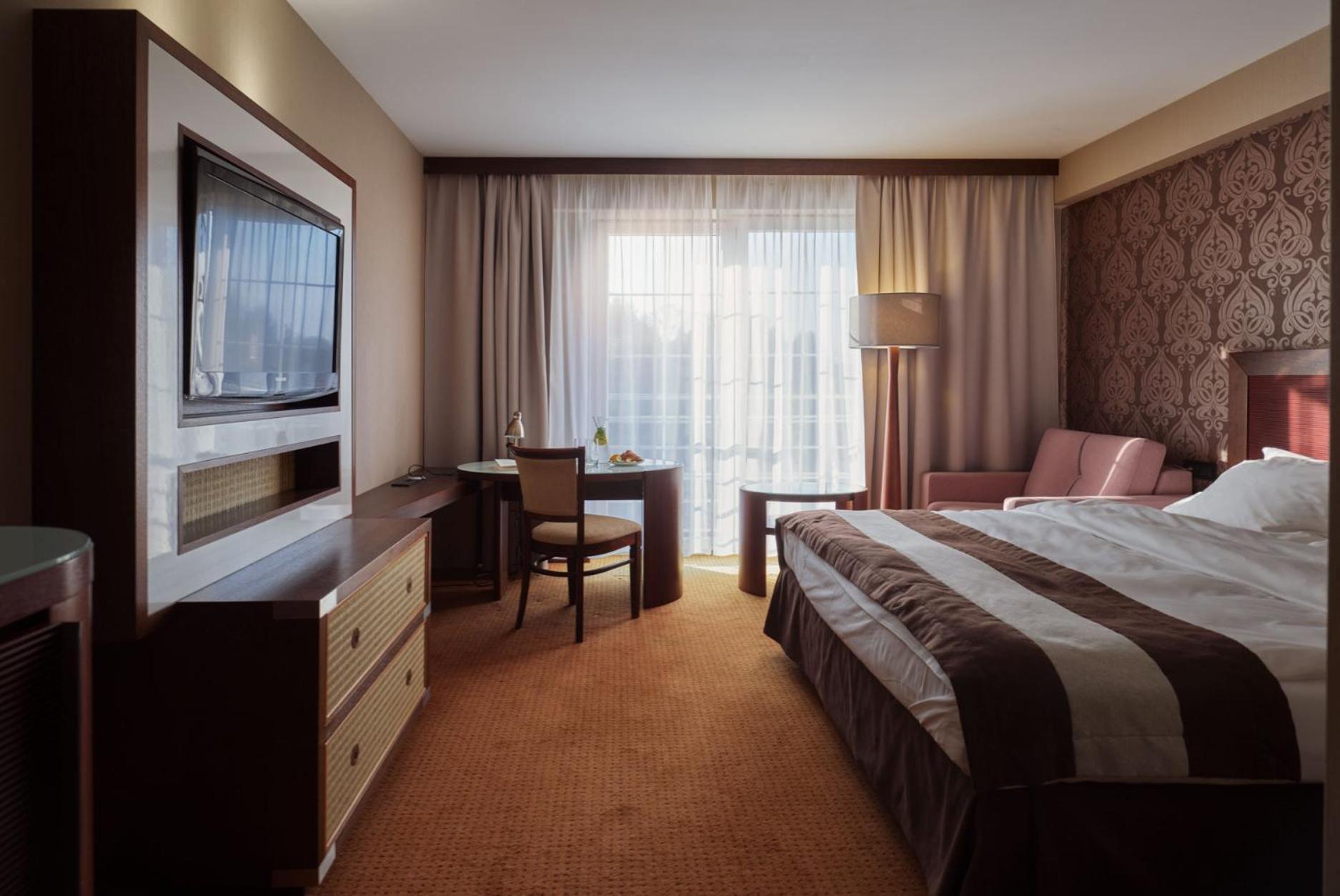 Deluxe King Room