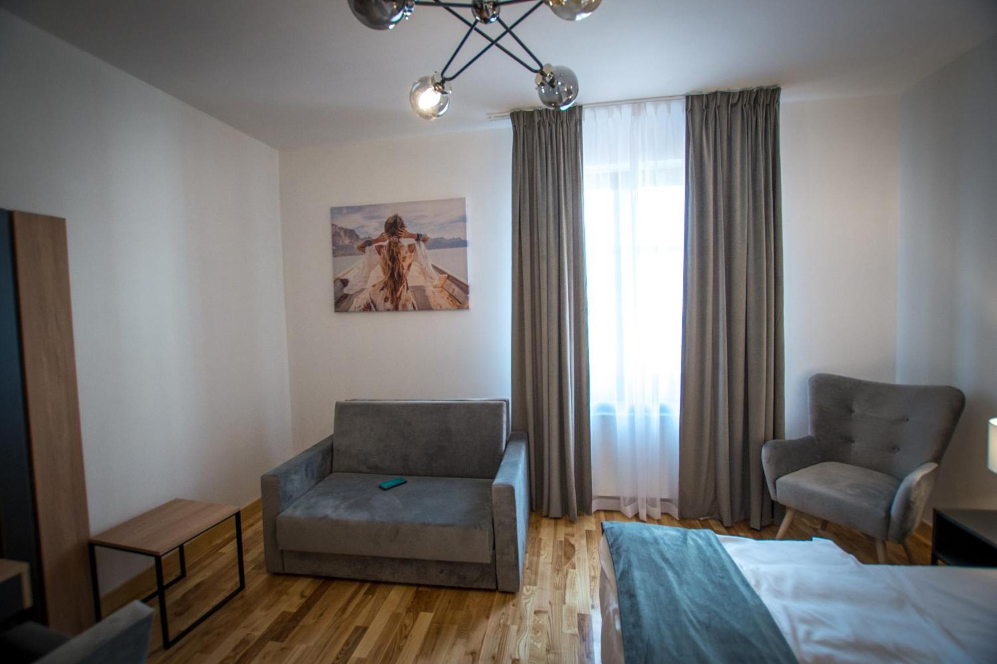 Deluxe Double or Twin Room