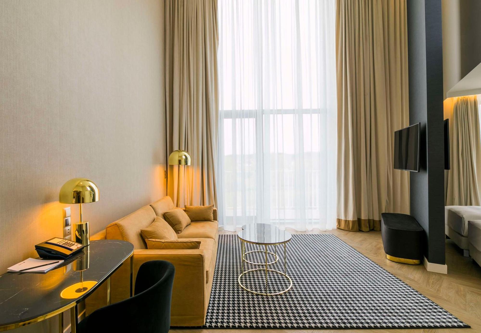 Junior Suite Balcony