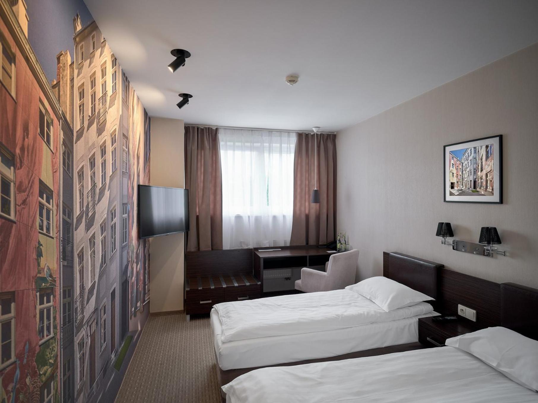 Large Twin Room