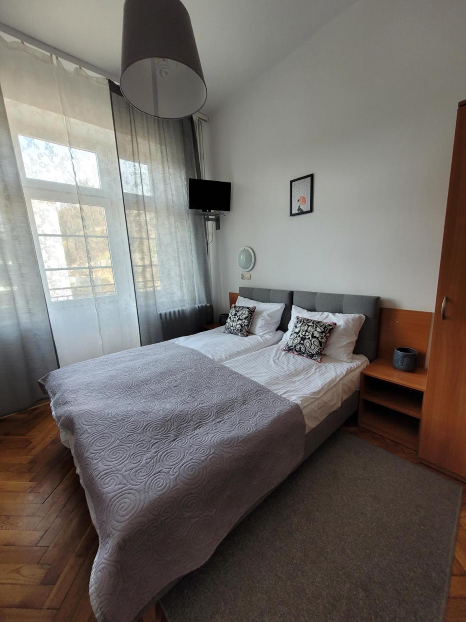 Triple Room Private Bathroom
