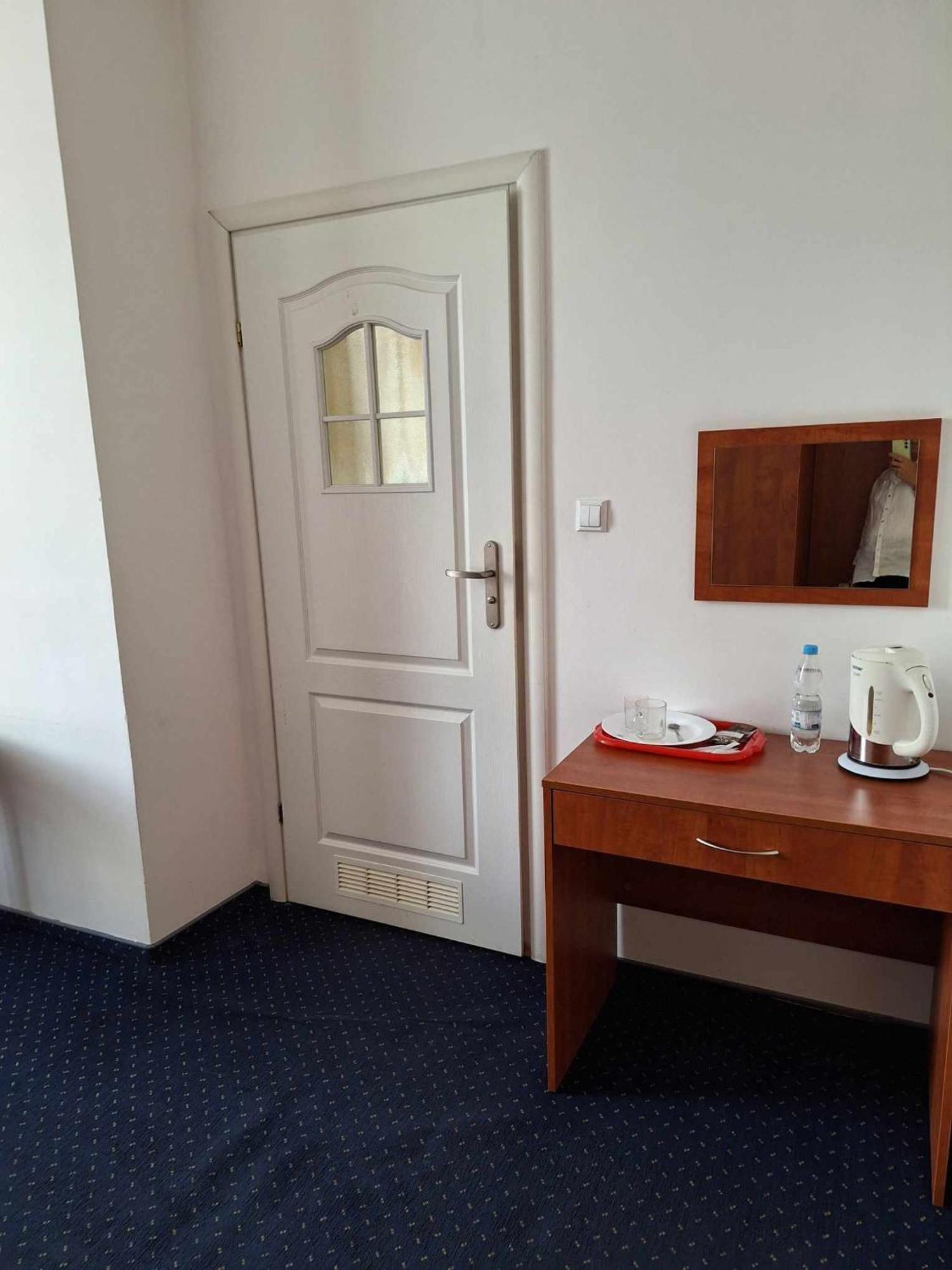 Economy Single Room