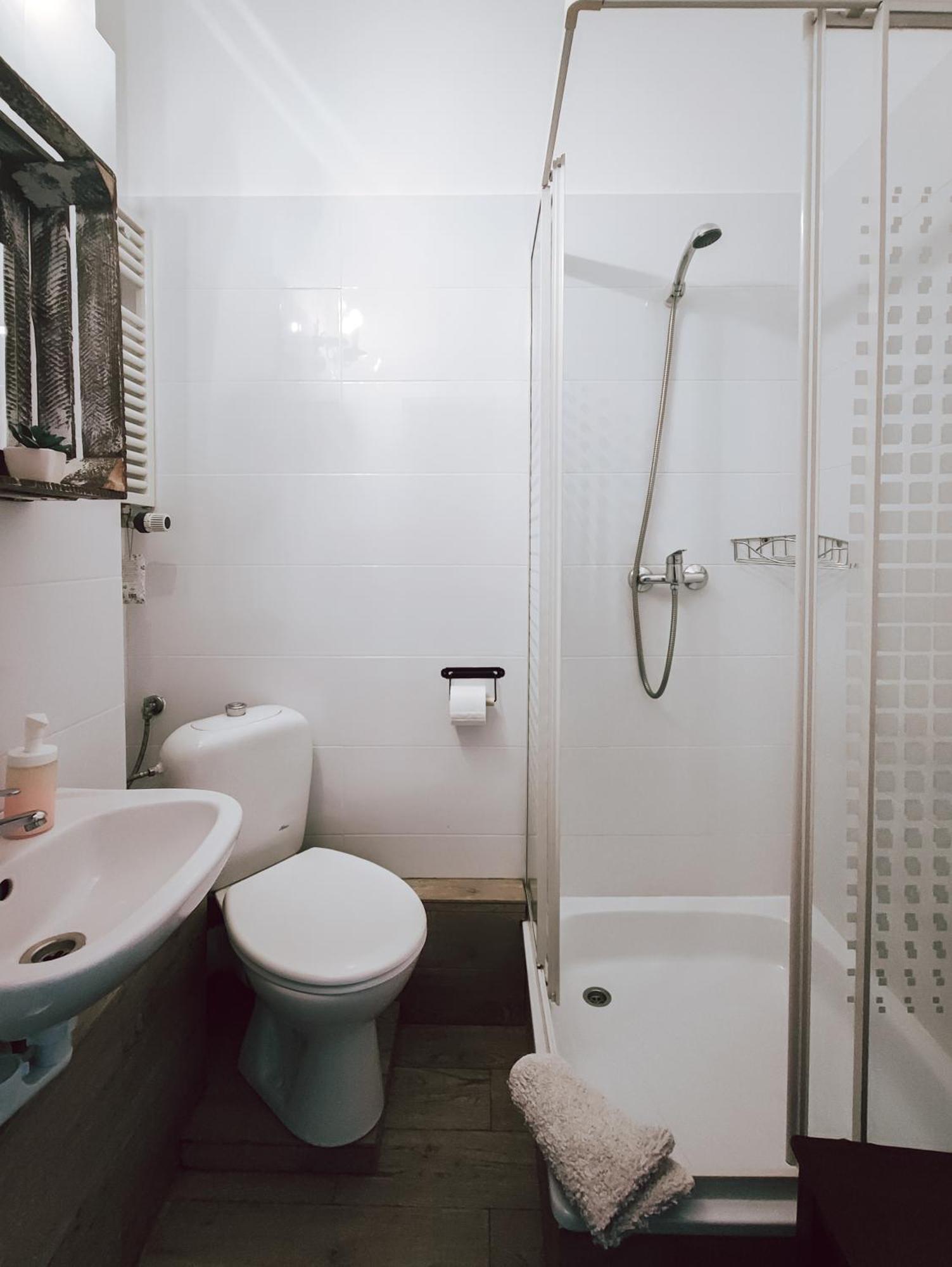 Triple Room Private Bathroom