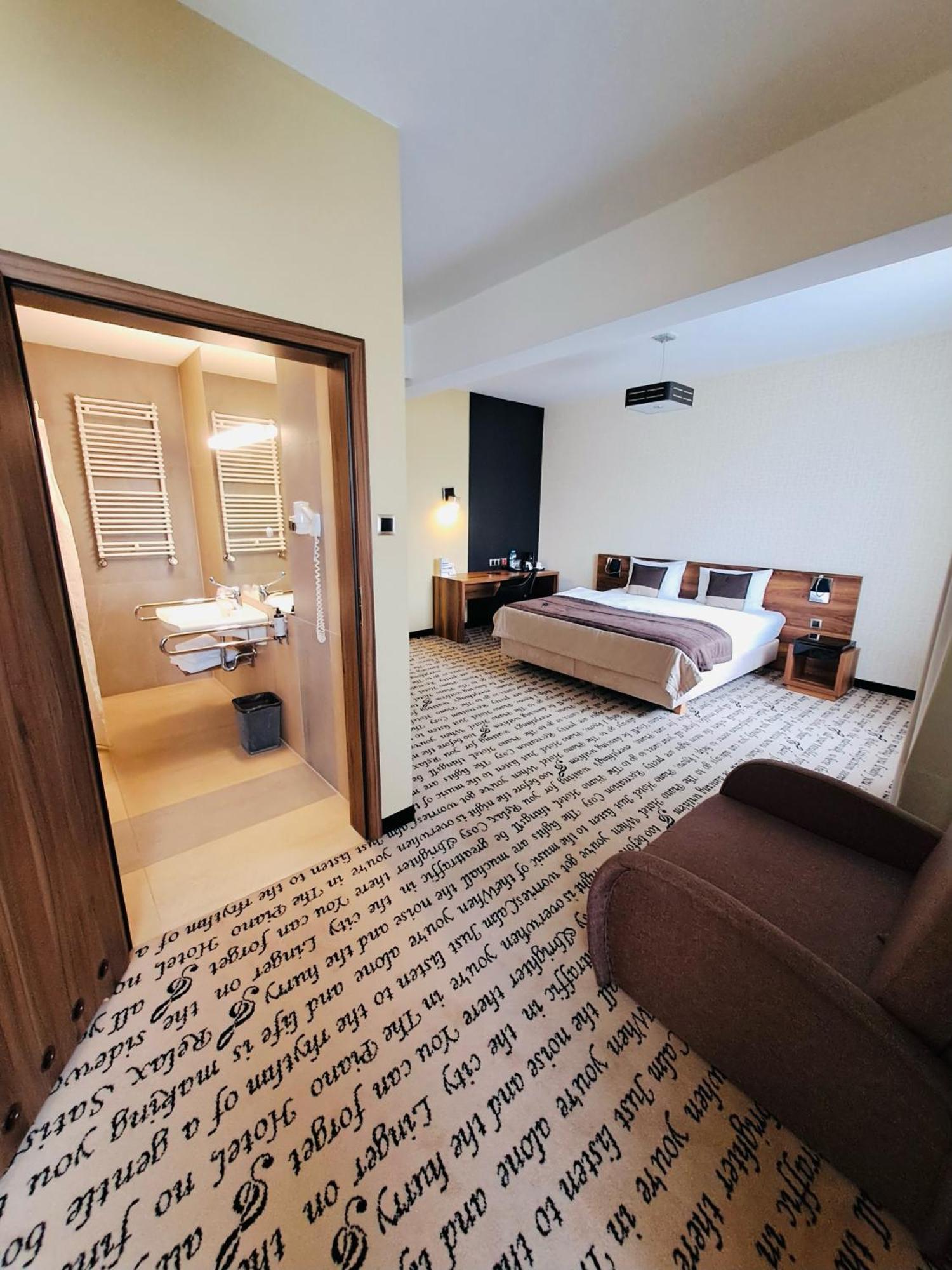 King Room