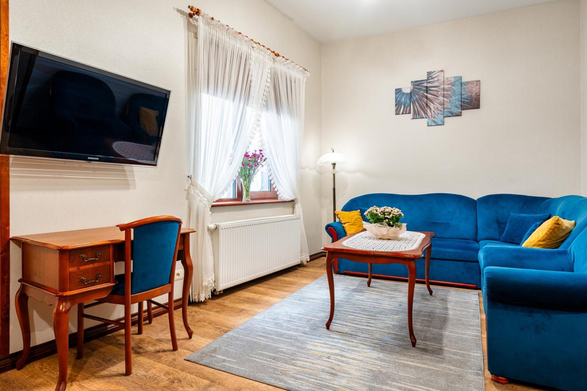One-Bedroom Suite