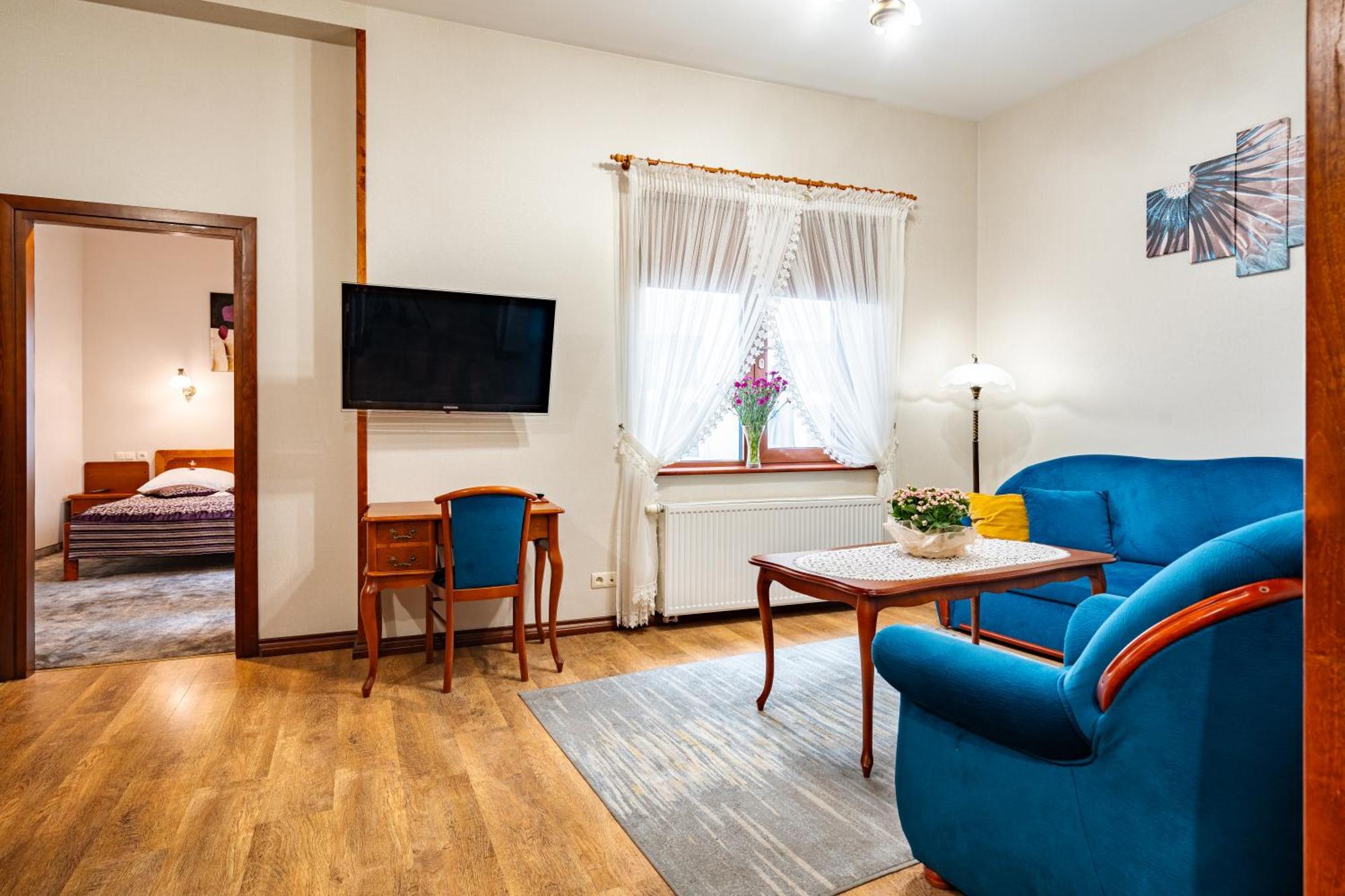 One-Bedroom Suite