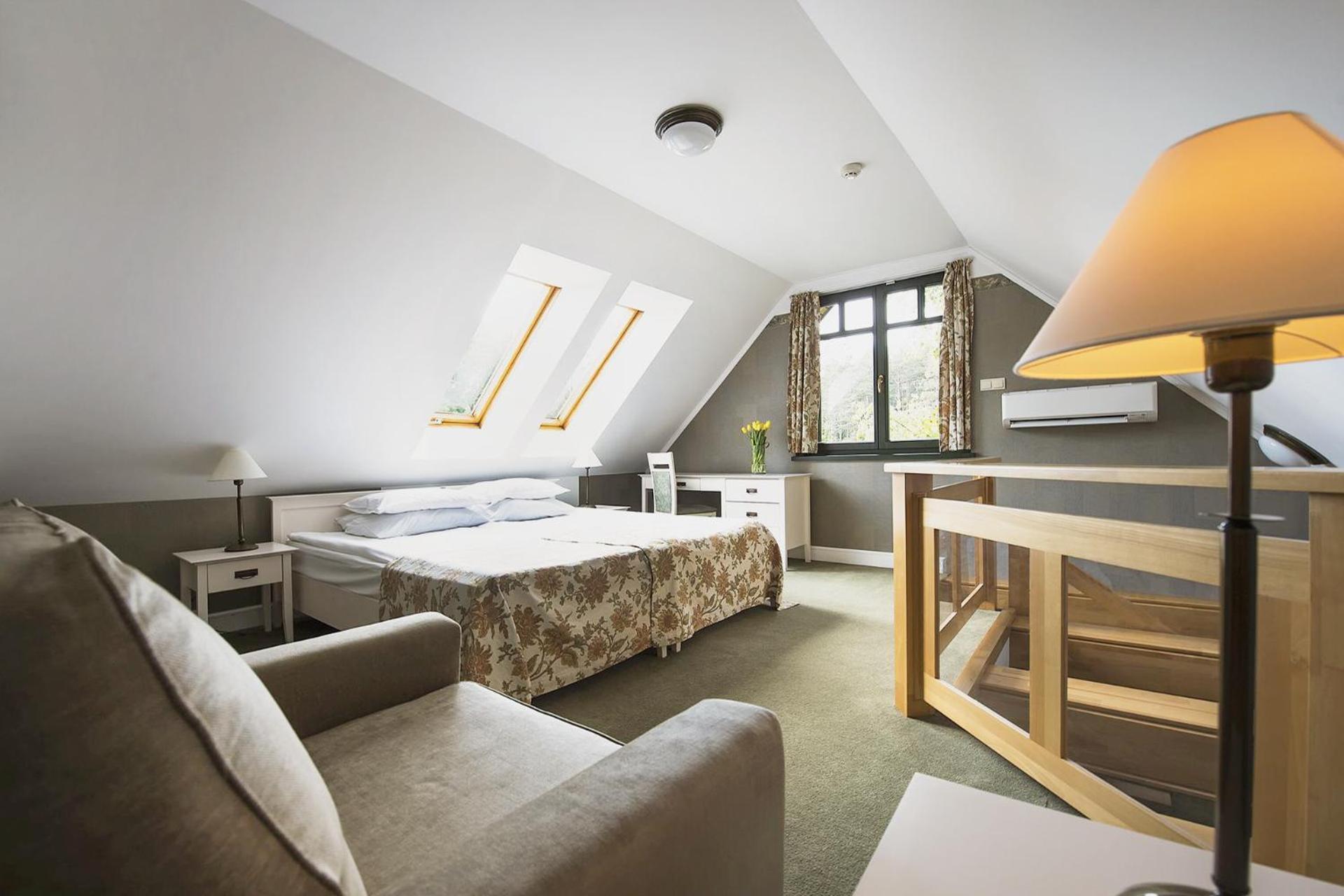 Deluxe Family Room