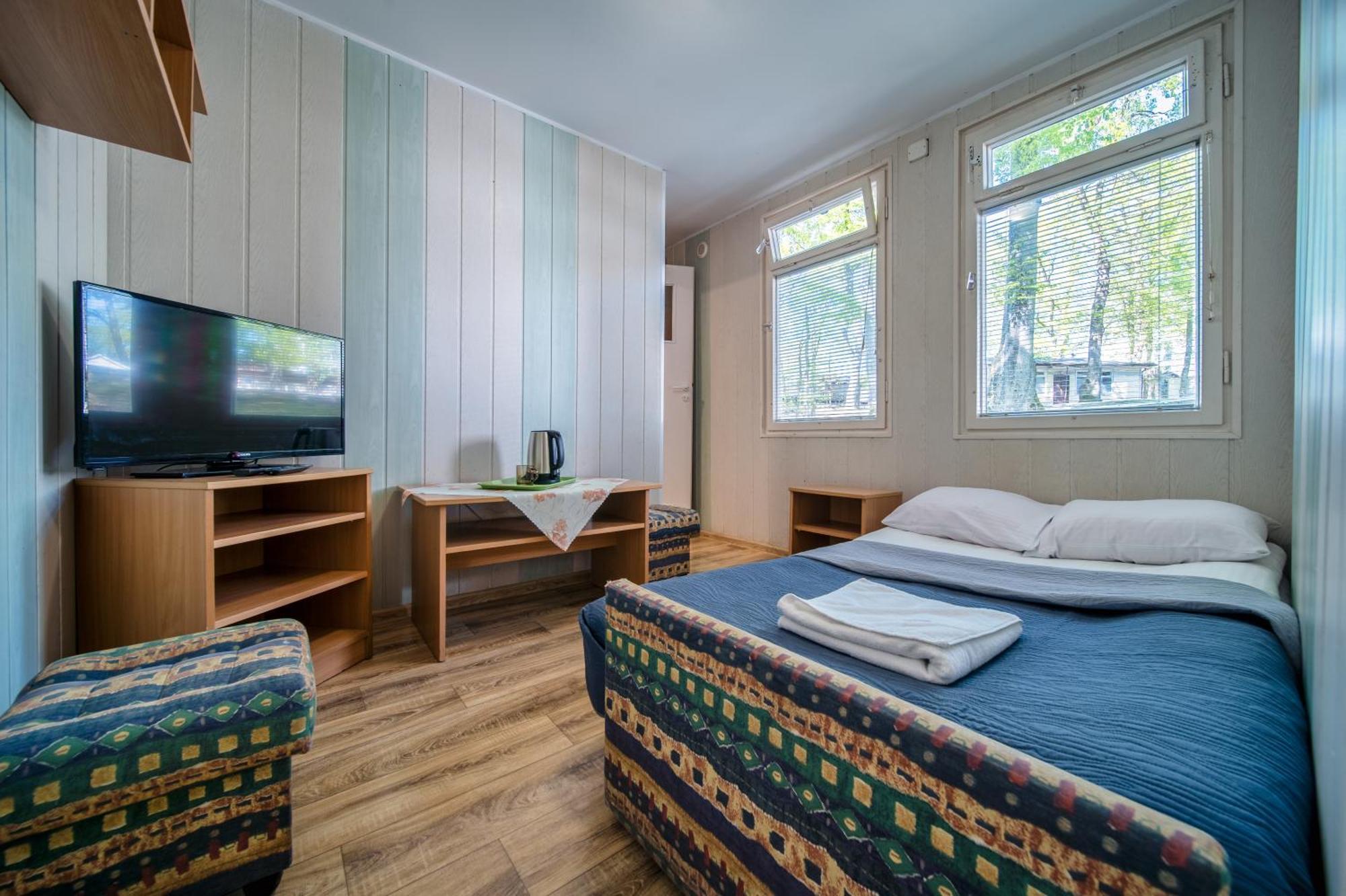 Single Room Private Bathroom