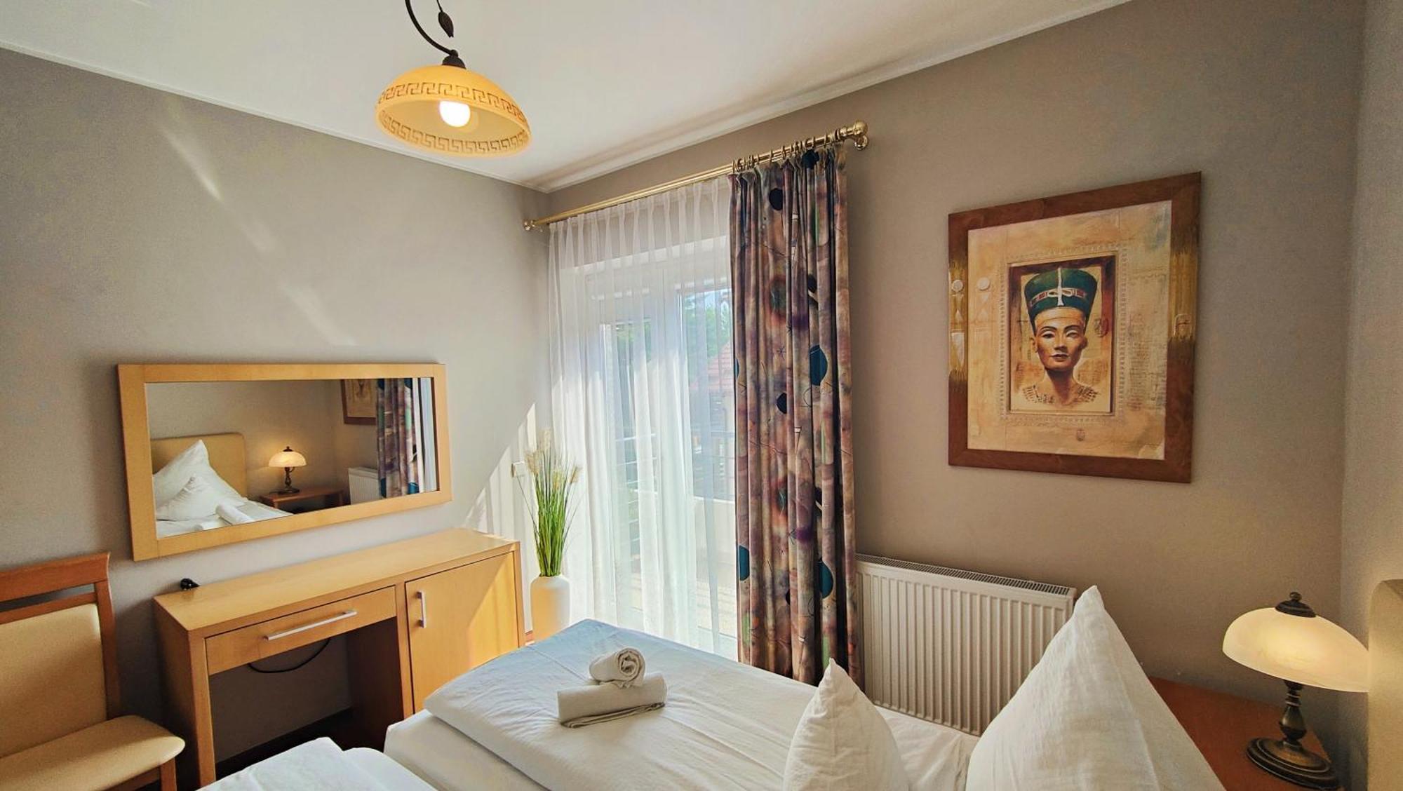 Large Double Room