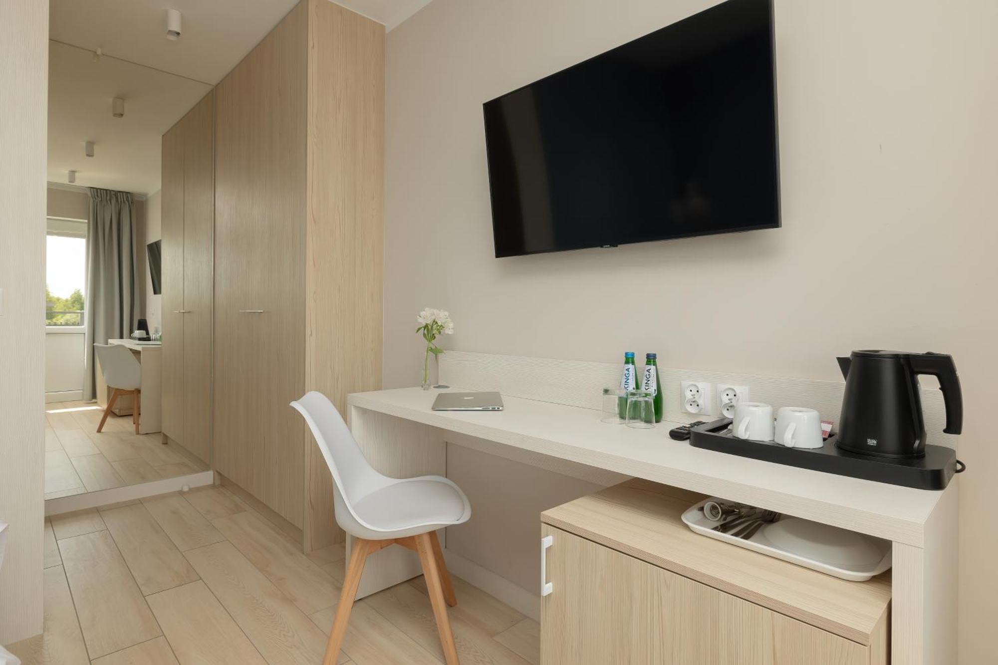 Double or Twin Room with Swimming Pool Access