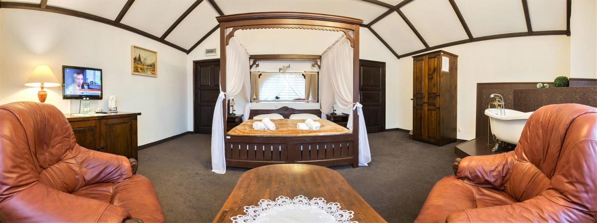 Deluxe Apartment