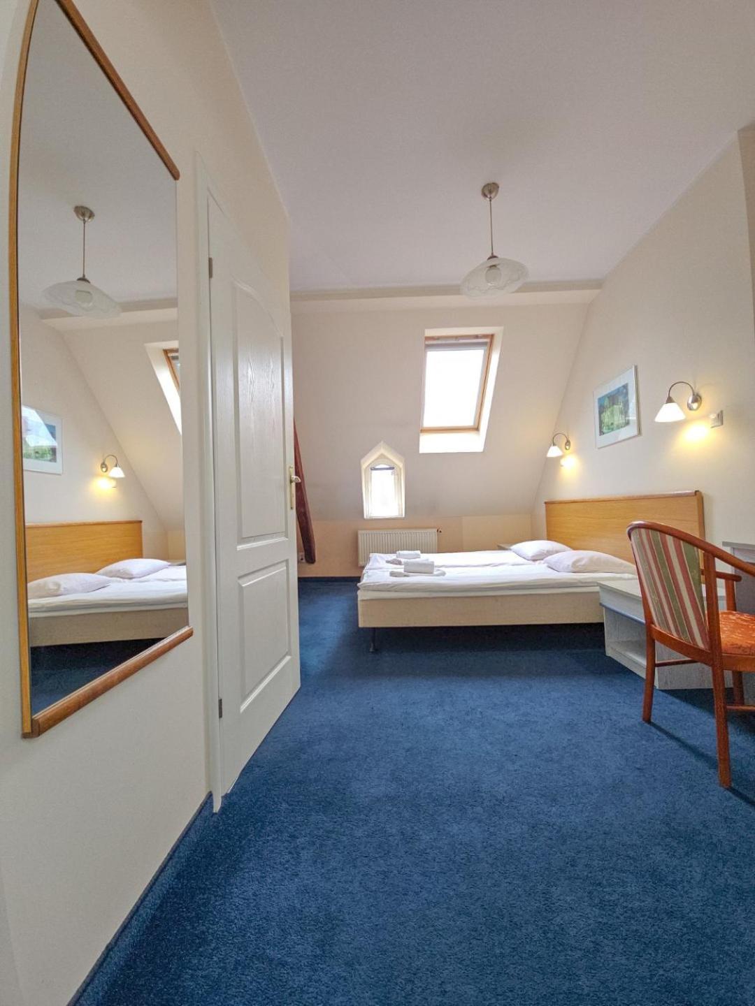 Double Room Private Bathroom