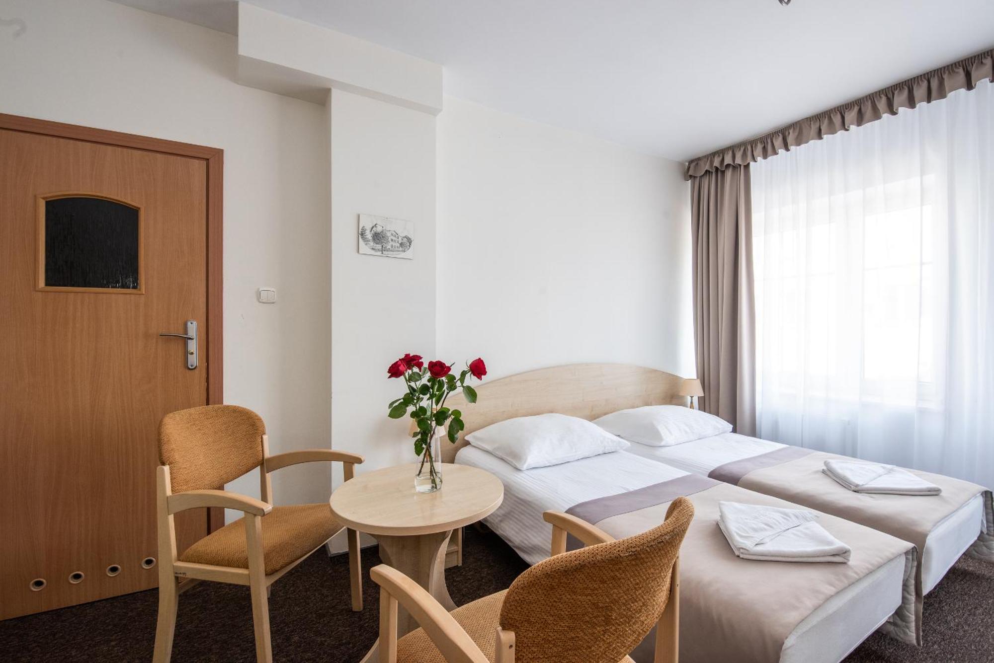 Standard Triple Room,1569347870:JPEG