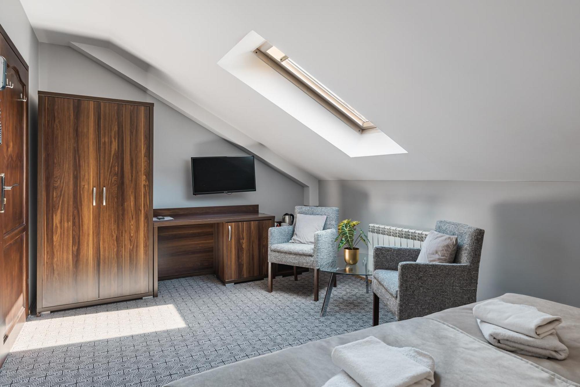 Economy Double Room