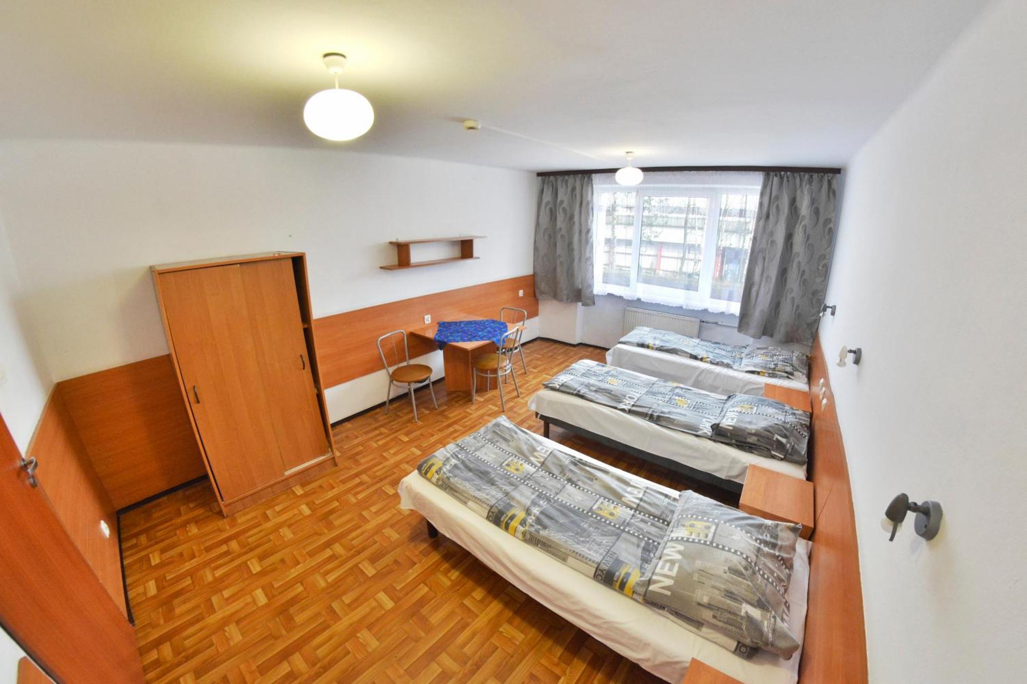 Basic Triple Room