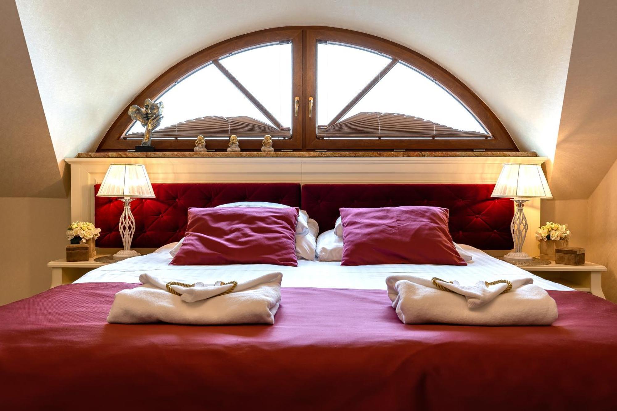 Double Room Lake View